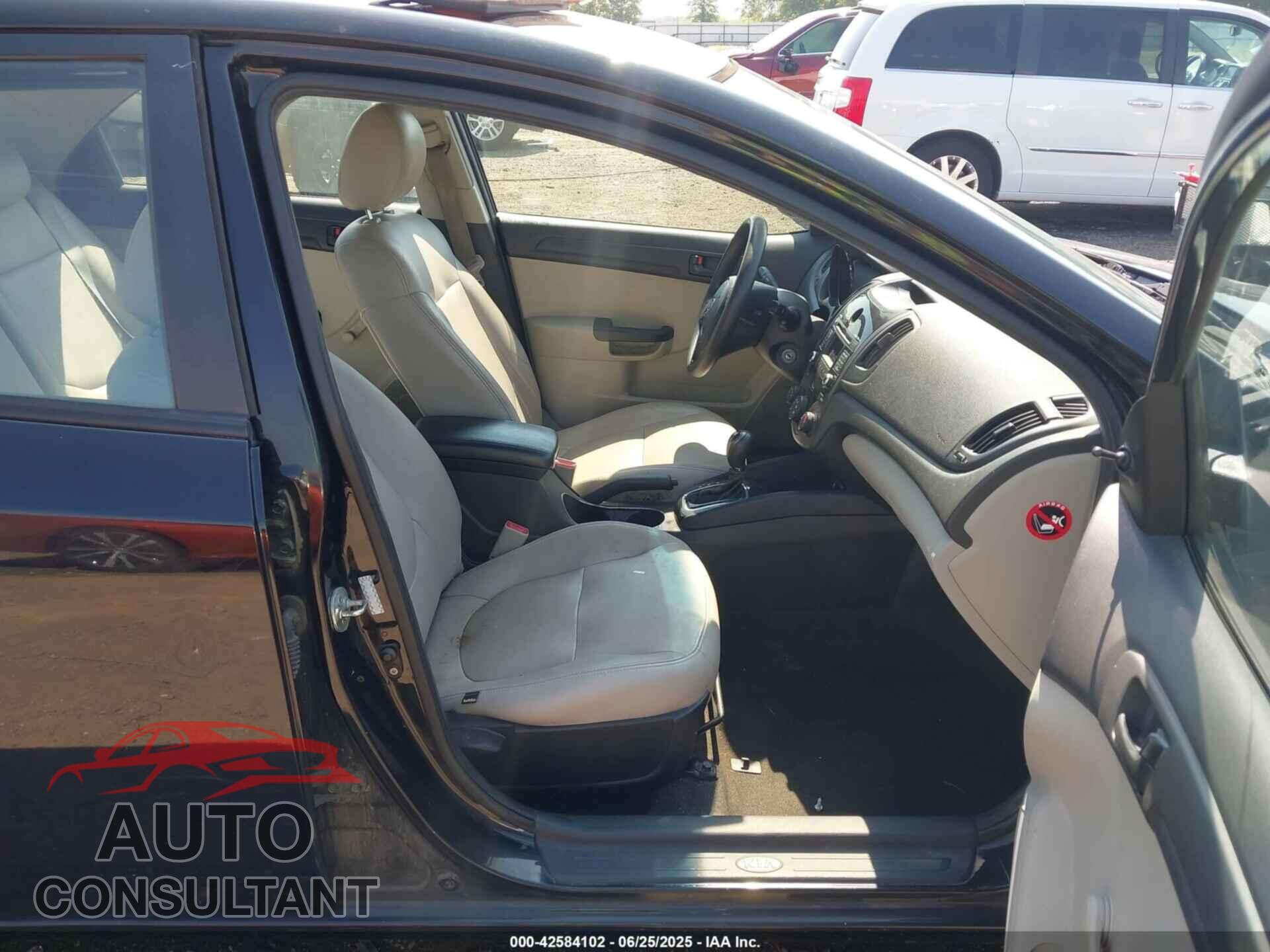 KIA FORTE 2013 - KNAFT4A29D5701781