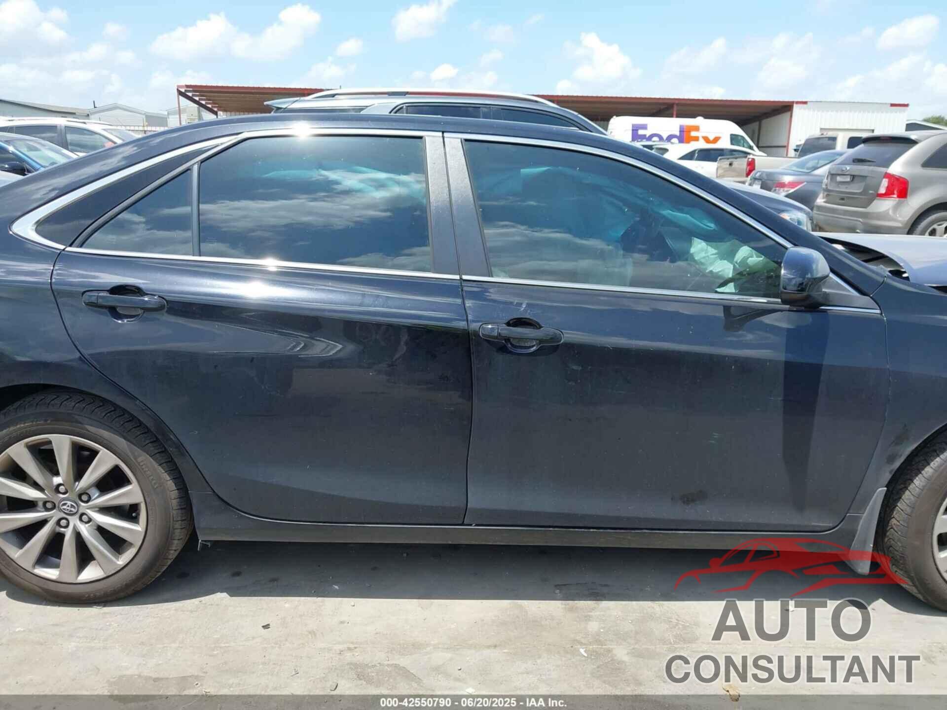 TOYOTA CAMRY 2017 - 4T1BK1FK3HU583004