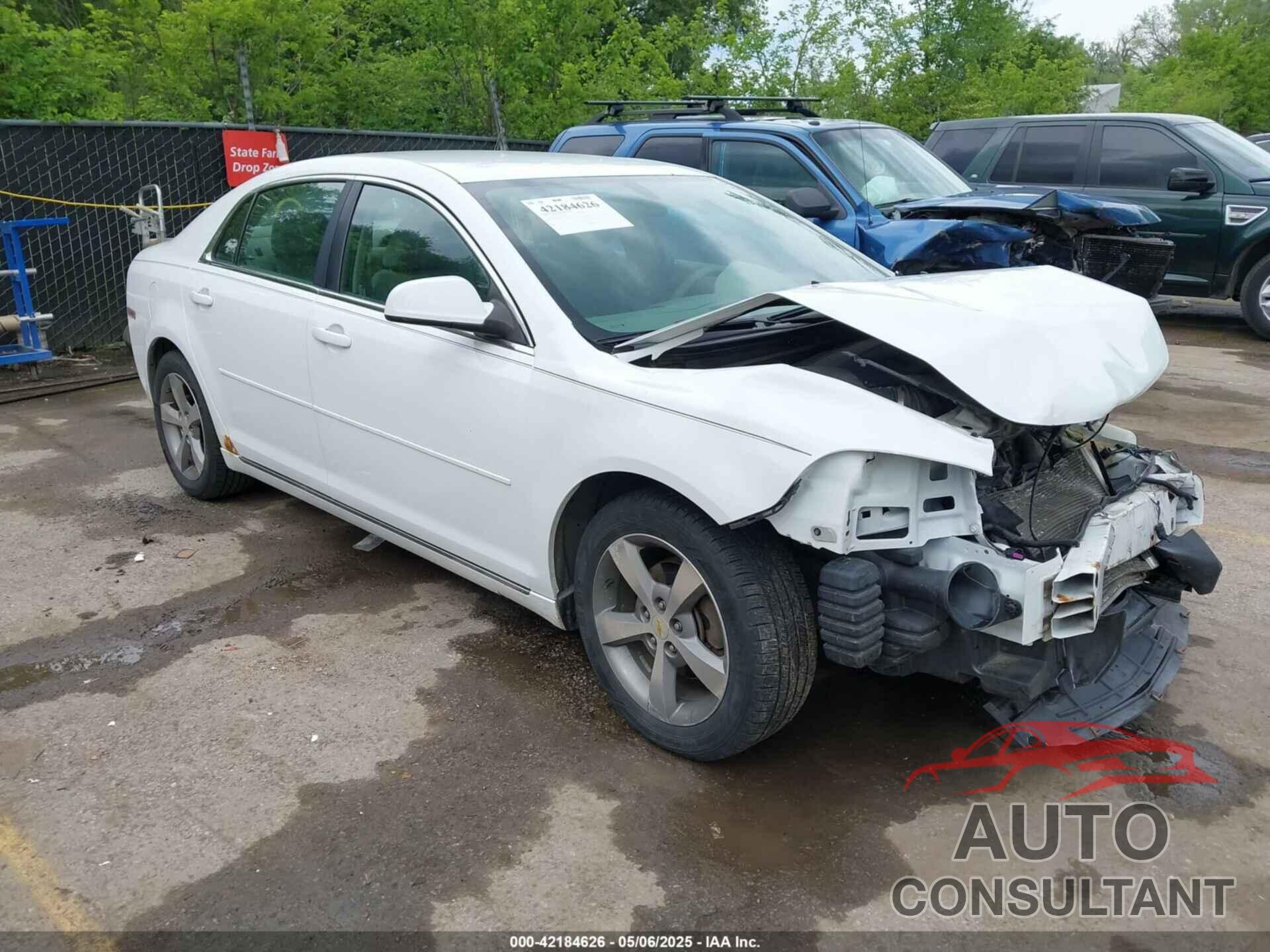 CHEVROLET MALIBU 2011 - 1G1ZC5EU8BF138112