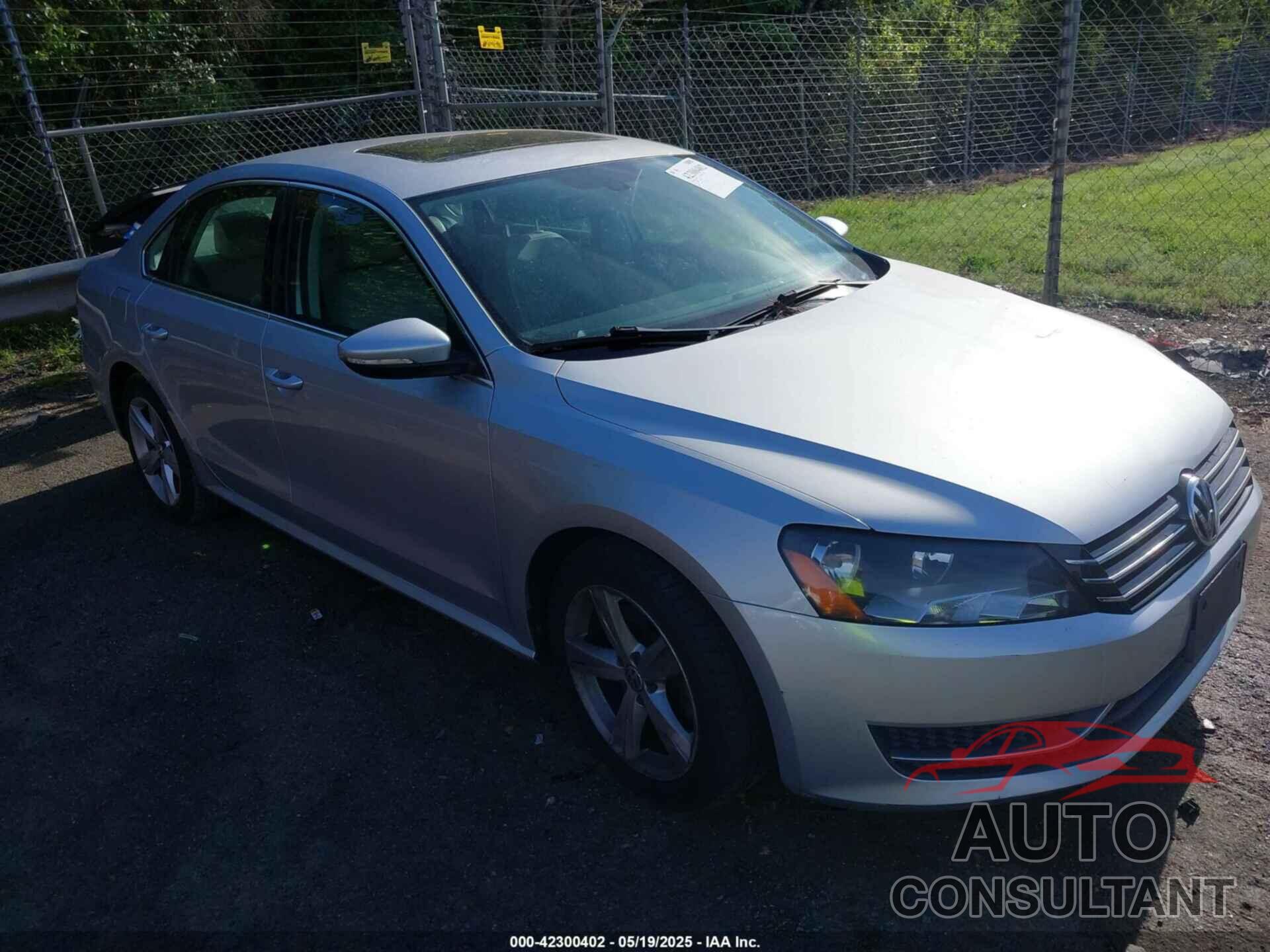 VOLKSWAGEN PASSAT 2012 - 1VWBH7A31CC060209