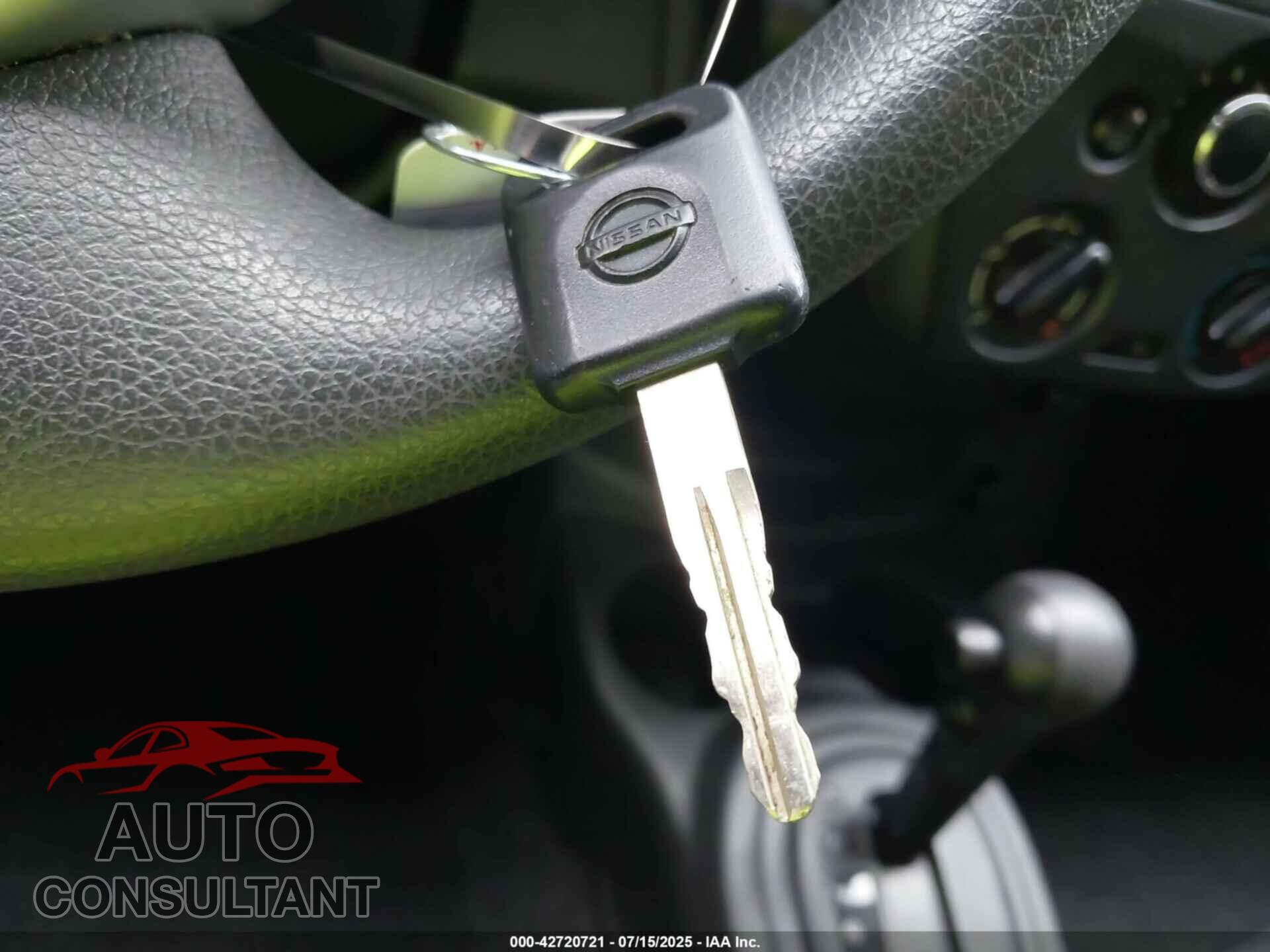 NISSAN VERSA 2017 - 3N1CN7AP5HL882013