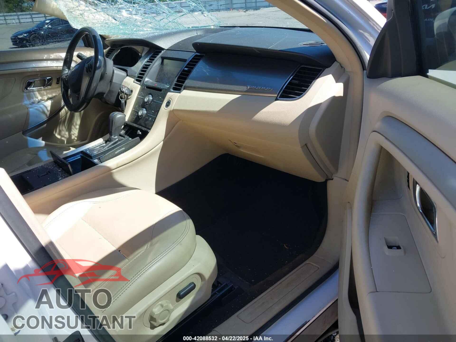 FORD TAURUS 2013 - 1FAHP2E80DG179961