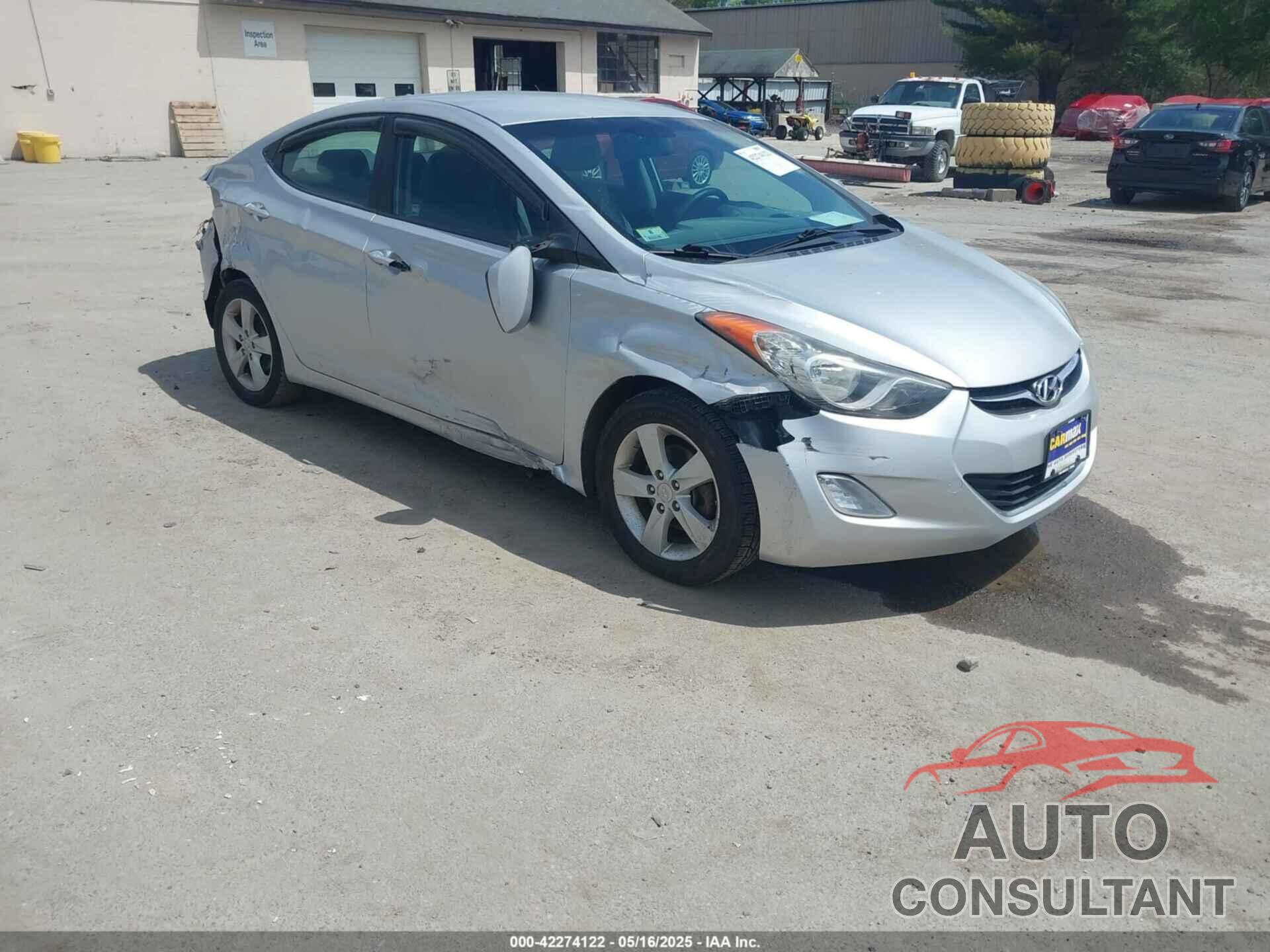 HYUNDAI ELANTRA 2013 - KMHDH4AE0DU929577