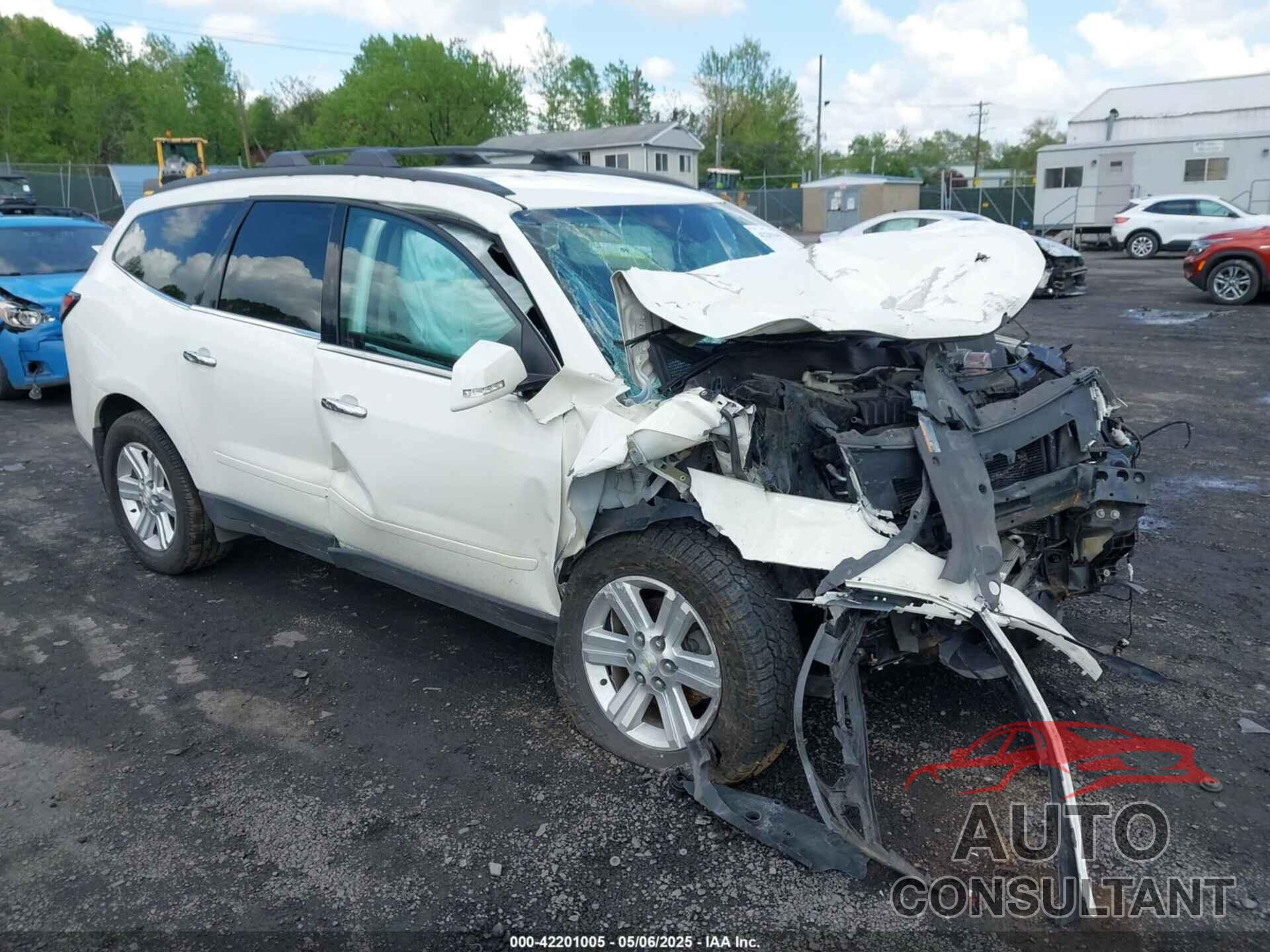 CHEVROLET TRAVERSE 2013 - 1GNKVGKD6DJ222004