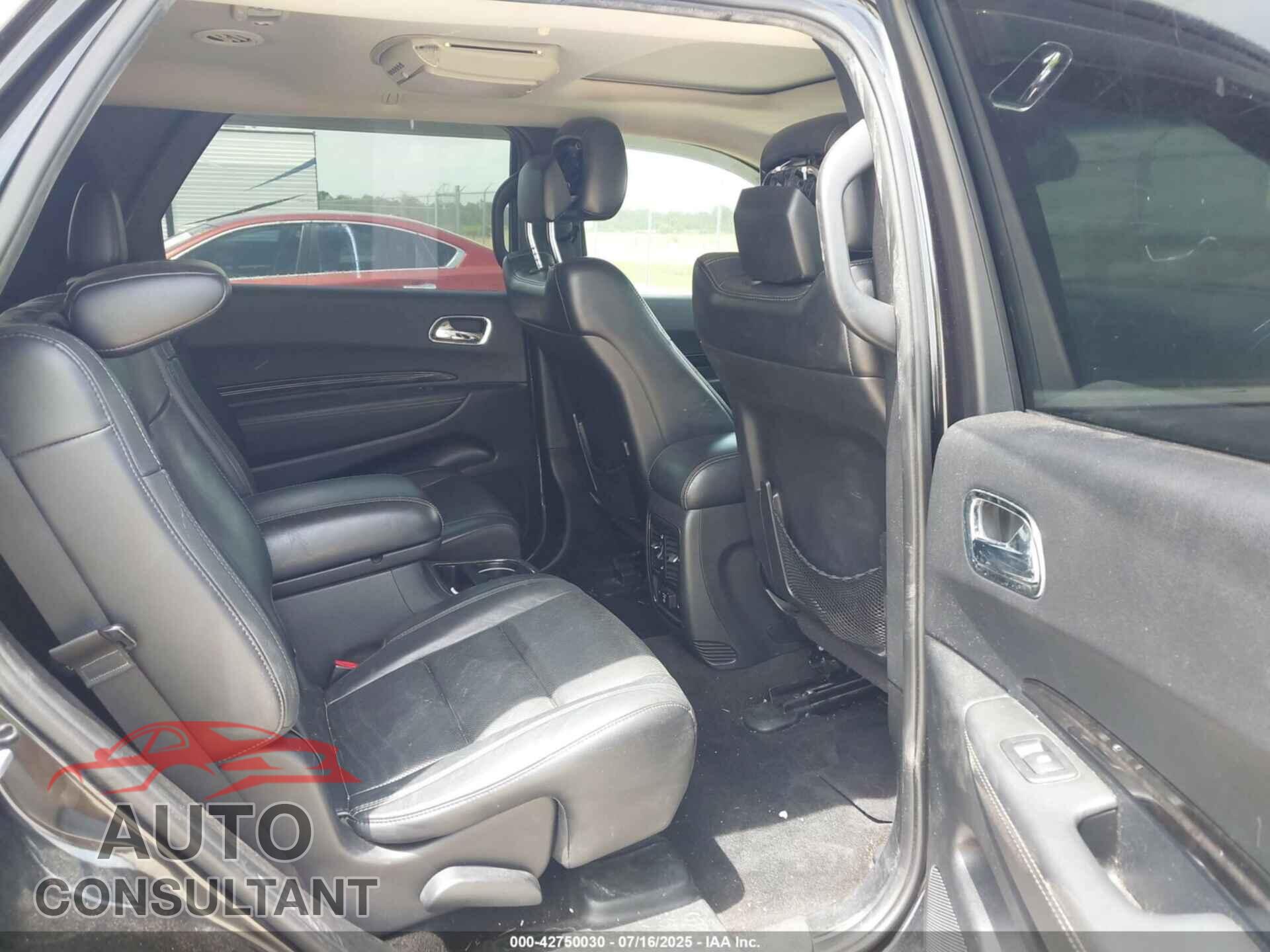 DODGE DURANGO 2013 - 1C4SDHET8DC687571