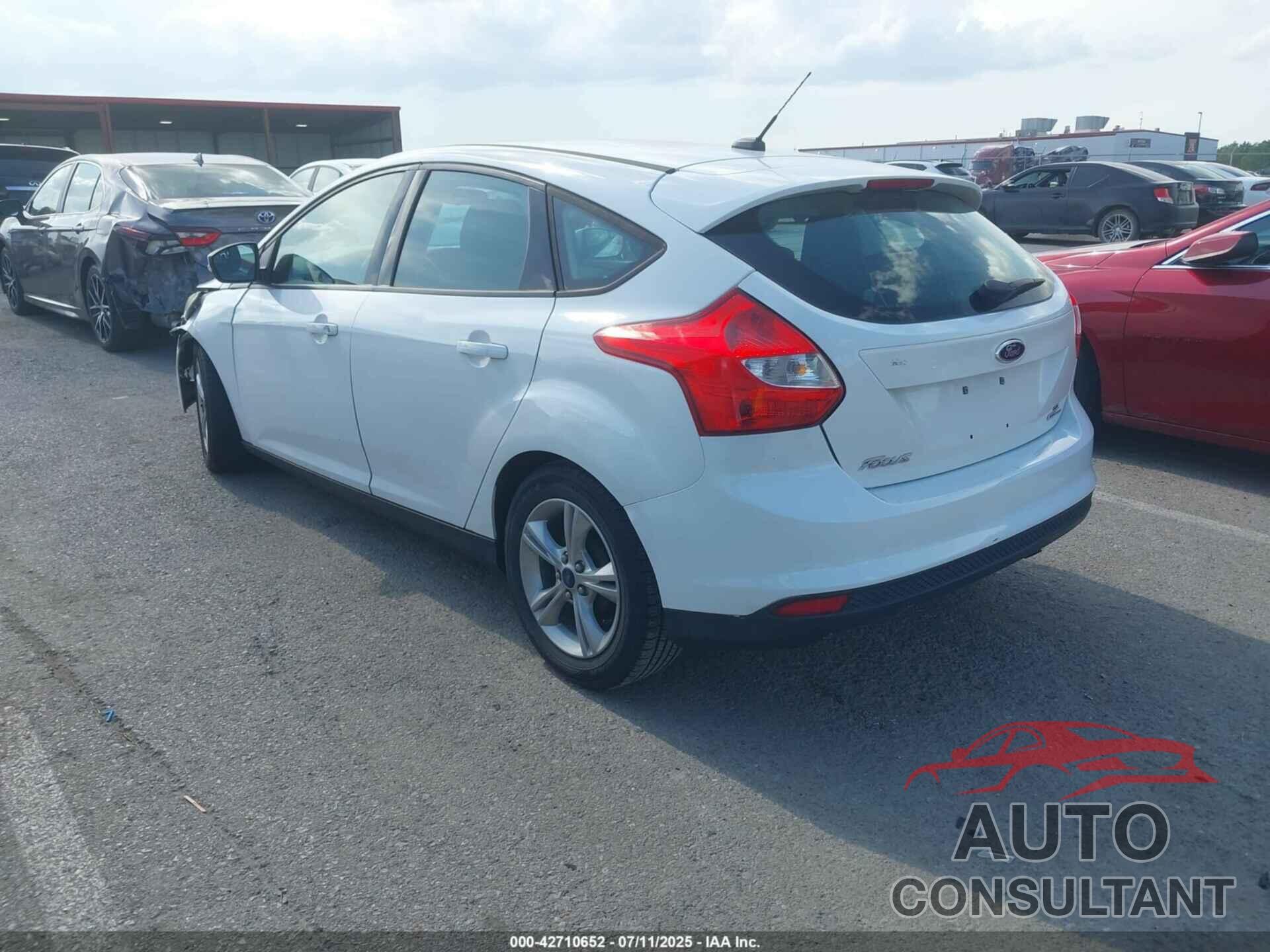 FORD FOCUS 2014 - 1FADP3K22EL322664