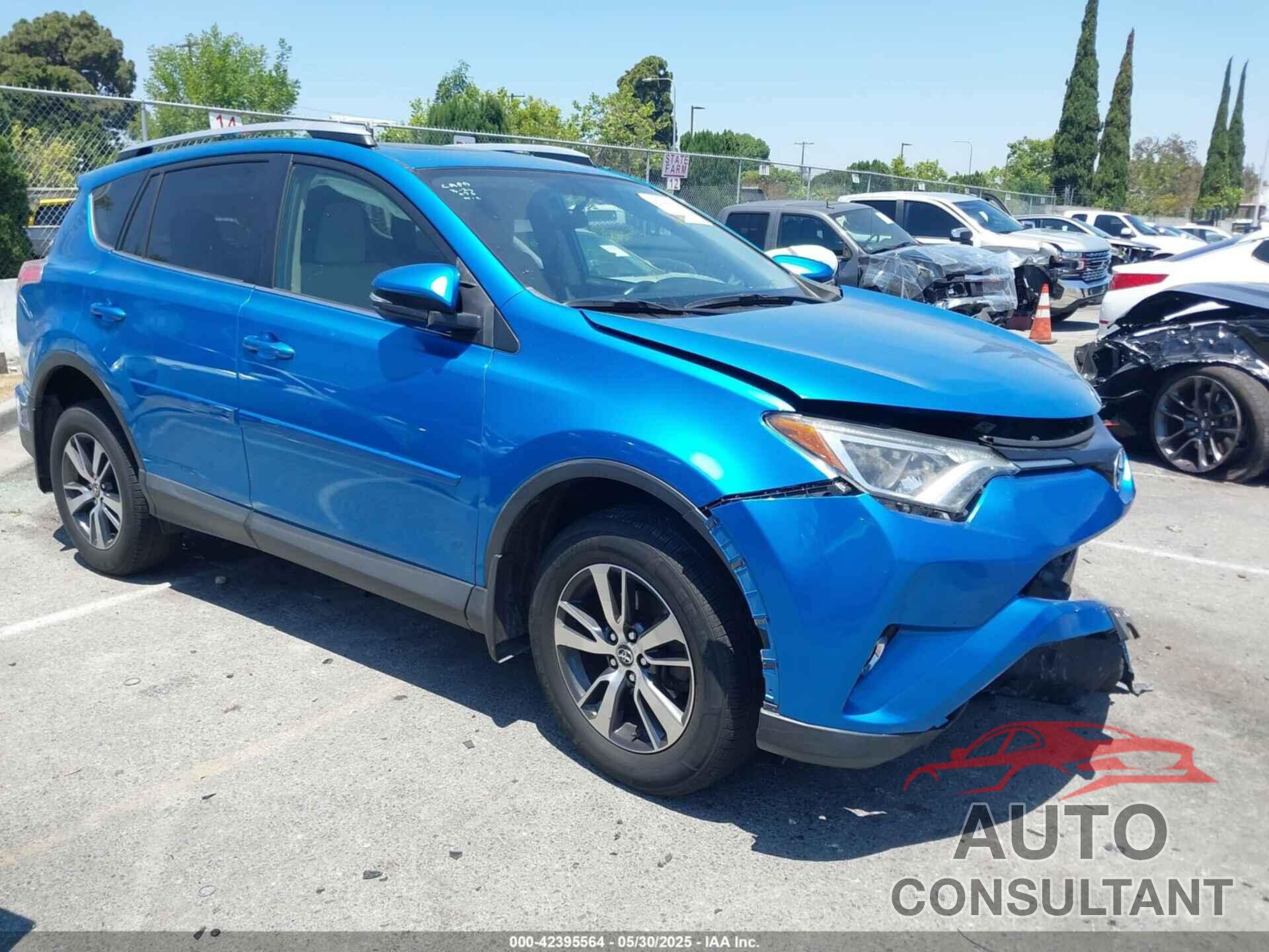 TOYOTA RAV4 2016 - JTMWFREV3GD091317