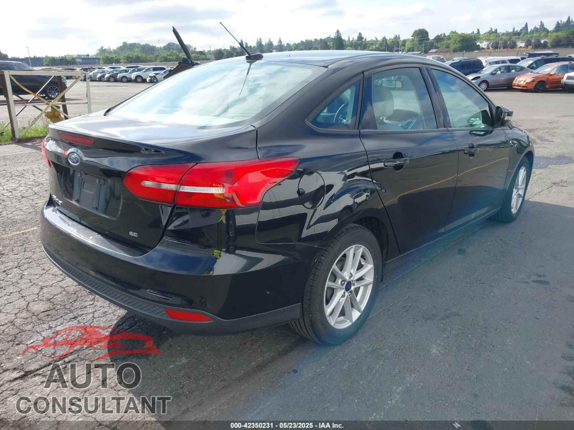 FORD FOCUS 2017 - 1FADP3F21HL218021