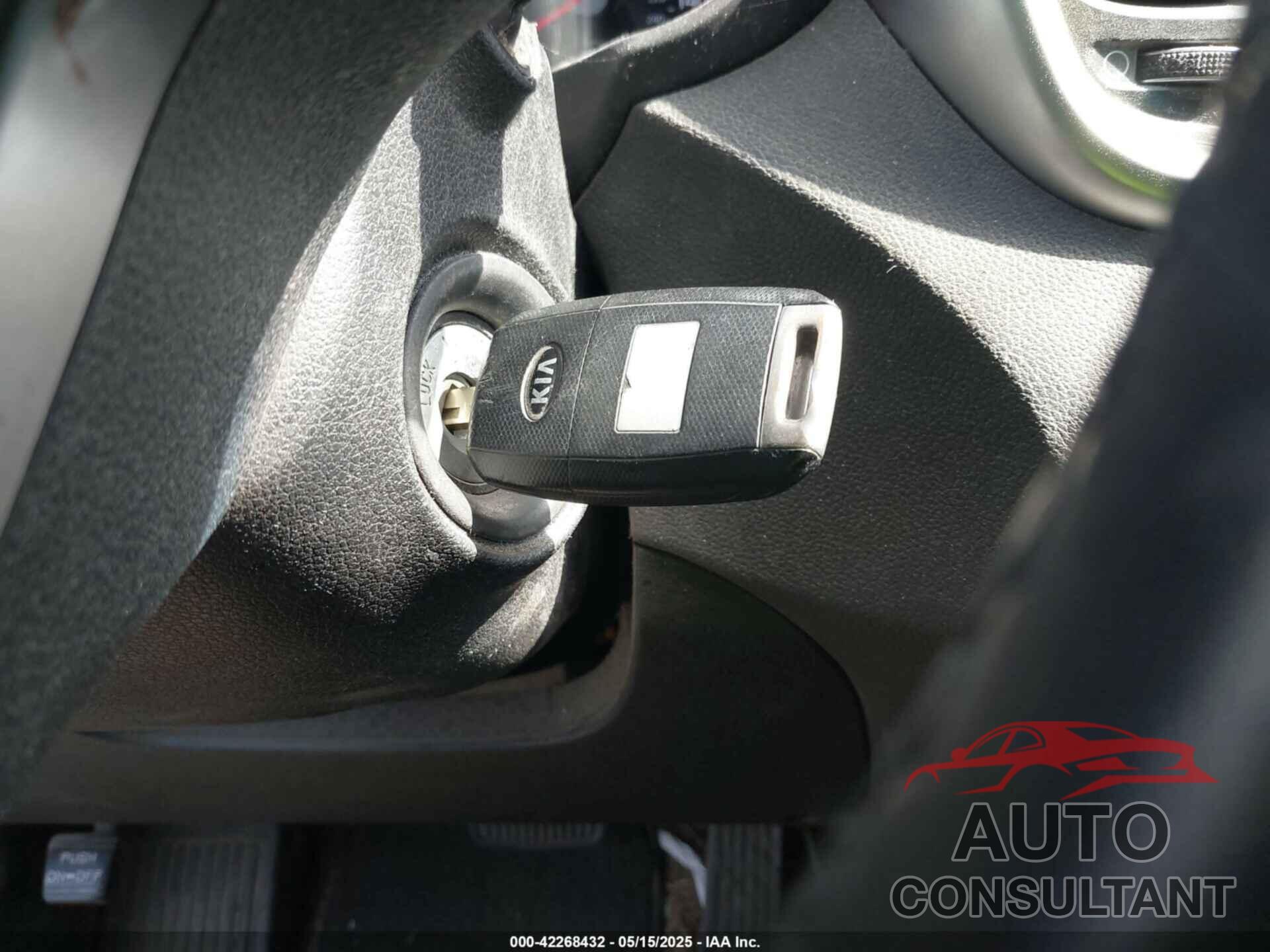 KIA SORENTO 2016 - 5XYPG4A36GG074330