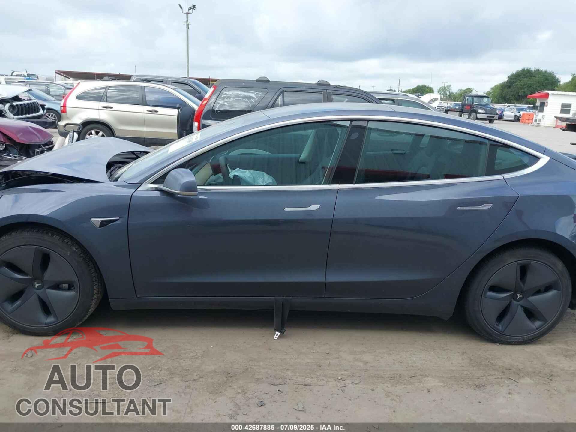 TESLA MODEL 3 2020 - 5YJ3E1EB7LF663182