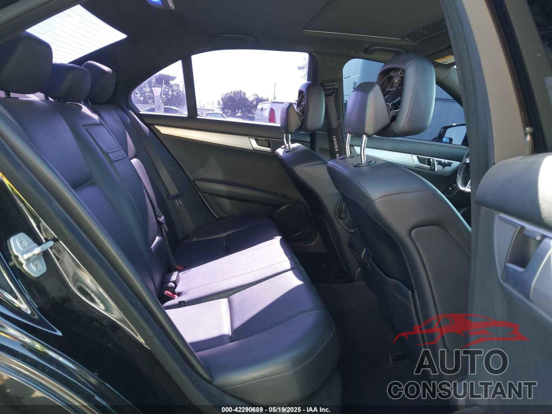 MERCEDES-BENZ C 250 2013 - WDDGF4HB1DR259968