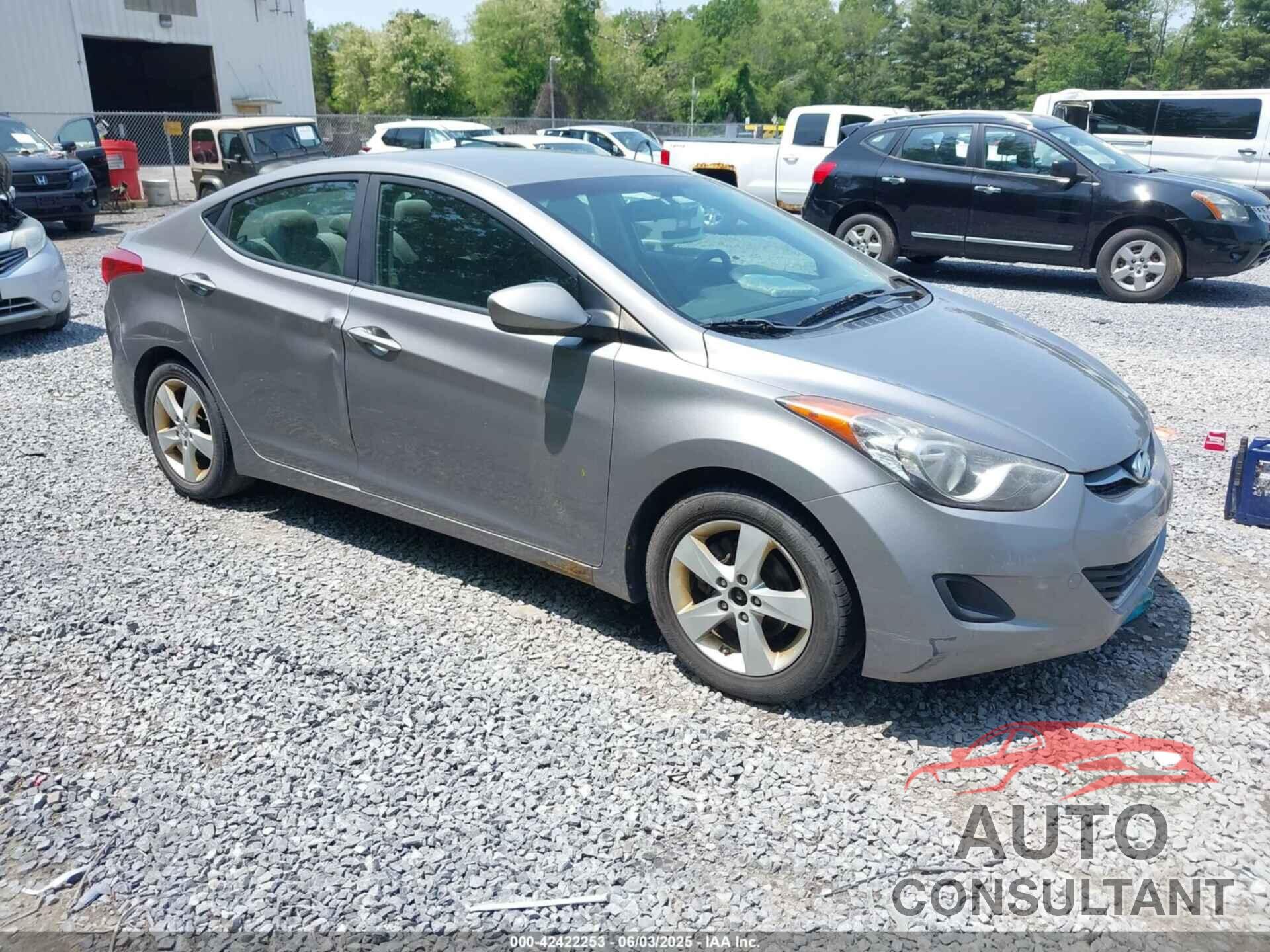 HYUNDAI ELANTRA 2011 - KMHDH4AE0BU099406
