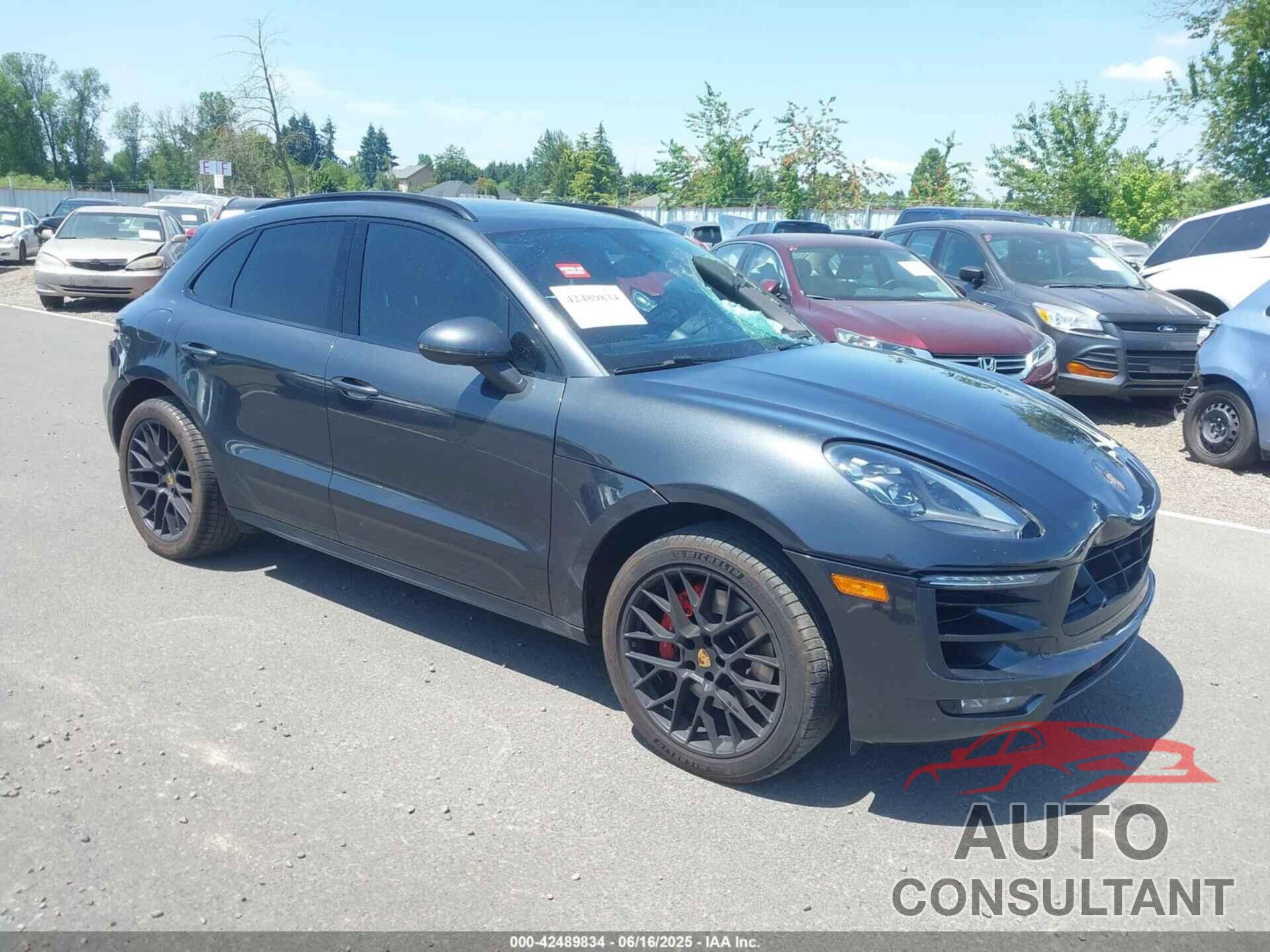 PORSCHE MACAN 2018 - WP1AG2A56JLB63532
