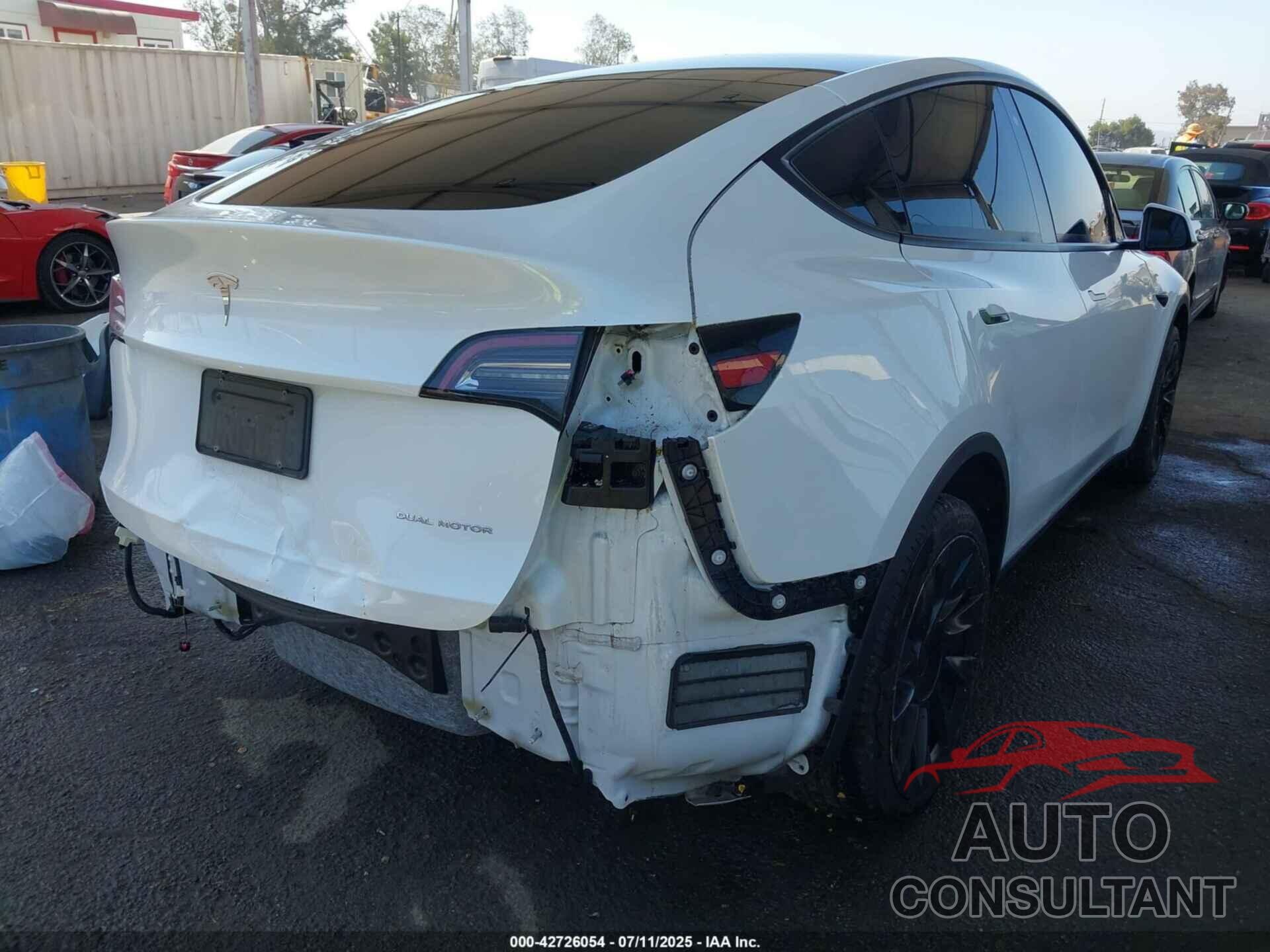 TESLA MODEL Y 2020 - 5YJYGDEE0LF029773