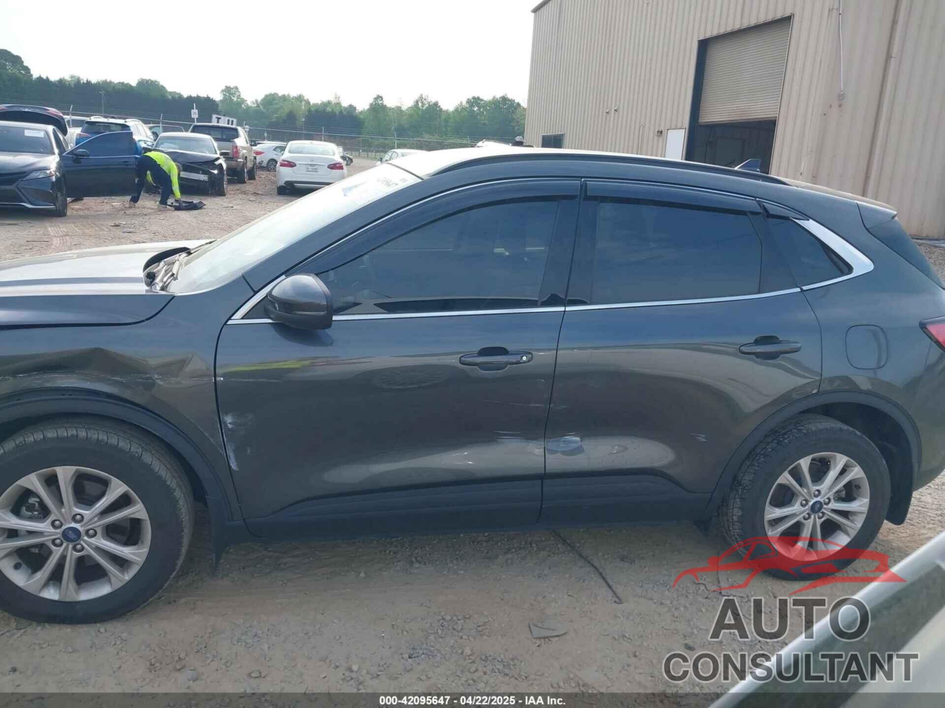 FORD ESCAPE 2020 - 1FMCU9J91LUA21970