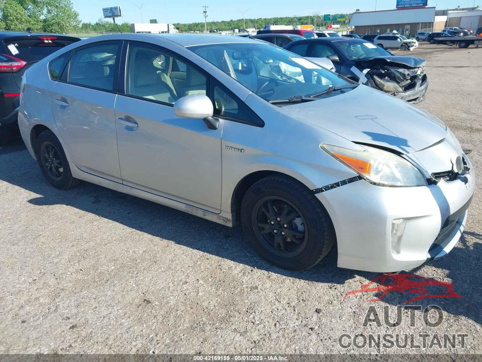 TOYOTA PRIUS 2013 - JTDKN3DUXD1684600