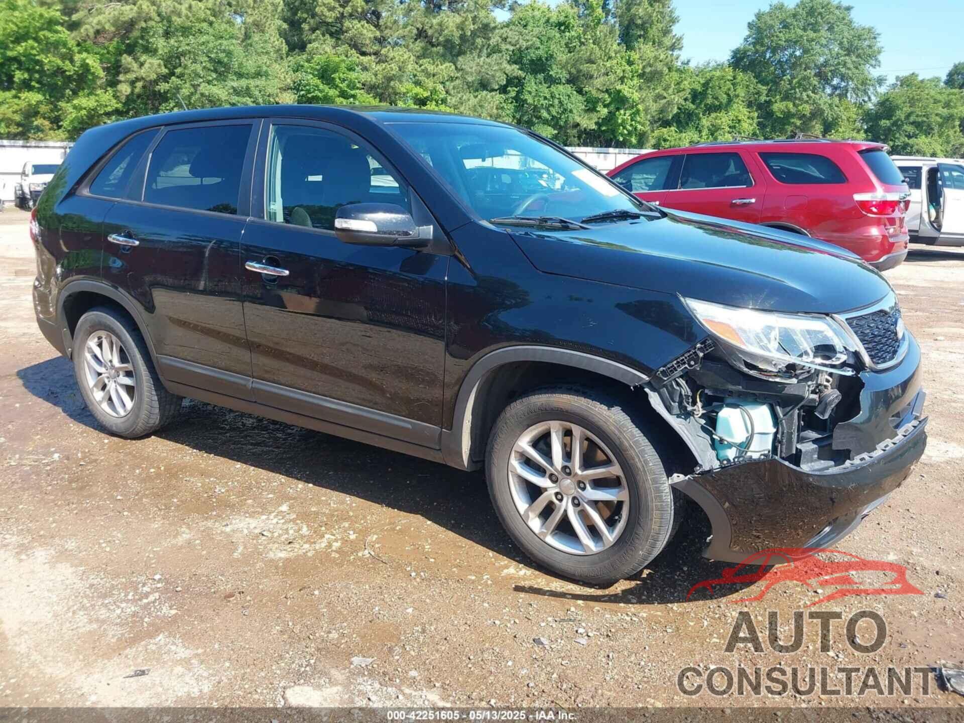 KIA SORENTO 2015 - 5XYKT3A66FG579602