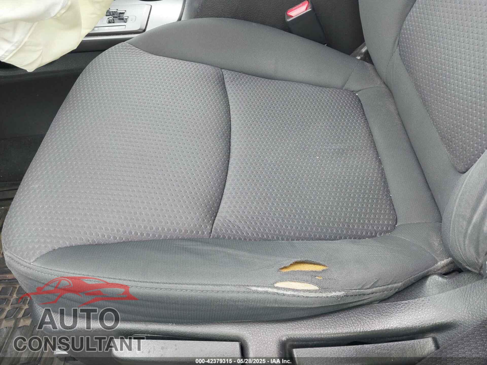 KIA SORENTO 2012 - 5XYKT3A17CG308564