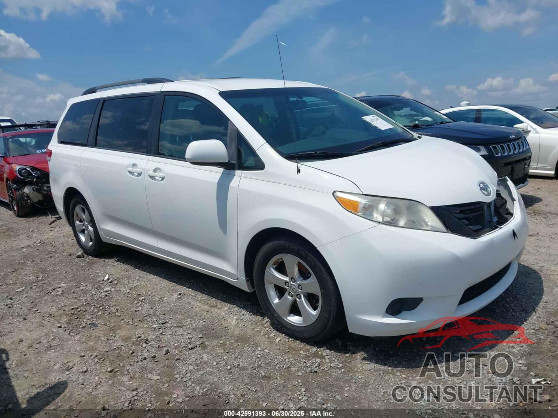 TOYOTA SIENNA 2014 - 5TDKK3DC4ES485336