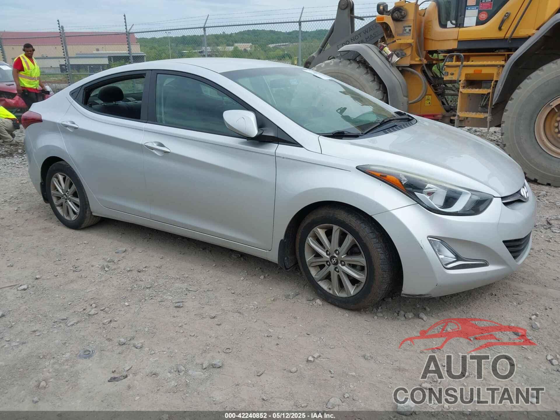 HYUNDAI ELANTRA 2016 - 5NPDH4AEXGH757660