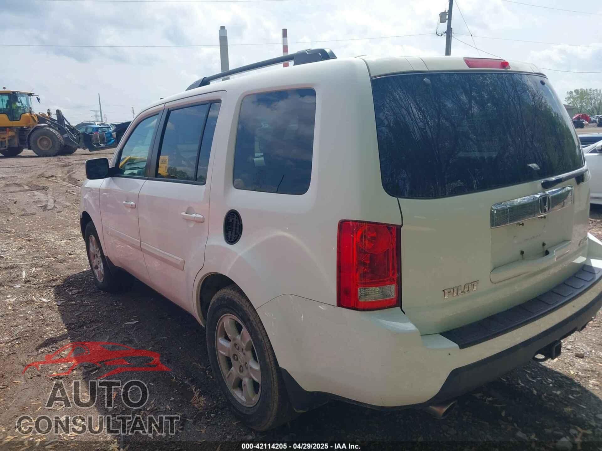 HONDA PILOT 2011 - 5FNYF4H58BB085635
