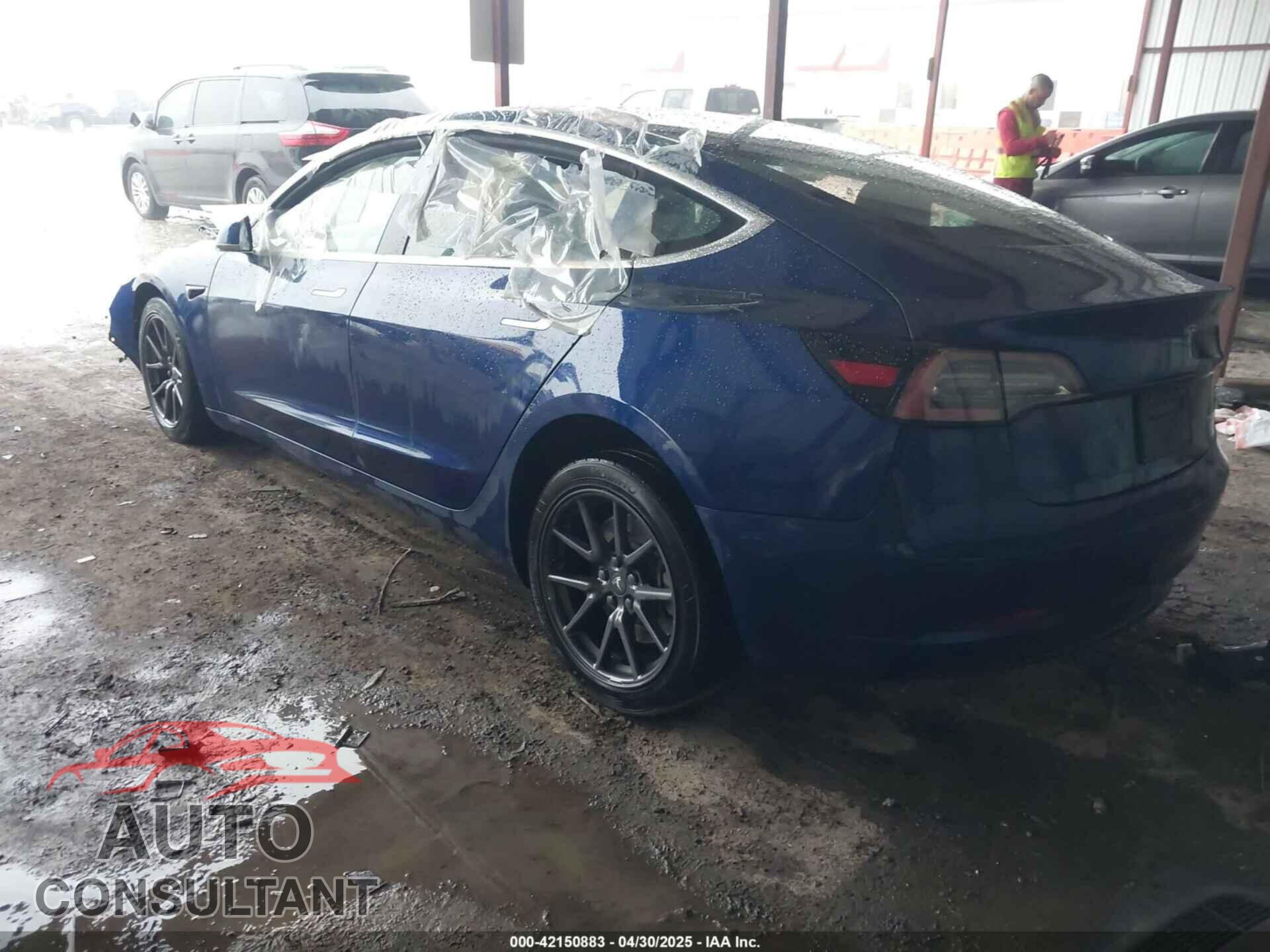 TESLA MODEL 3 2019 - 5YJ3E1EB4KF497637