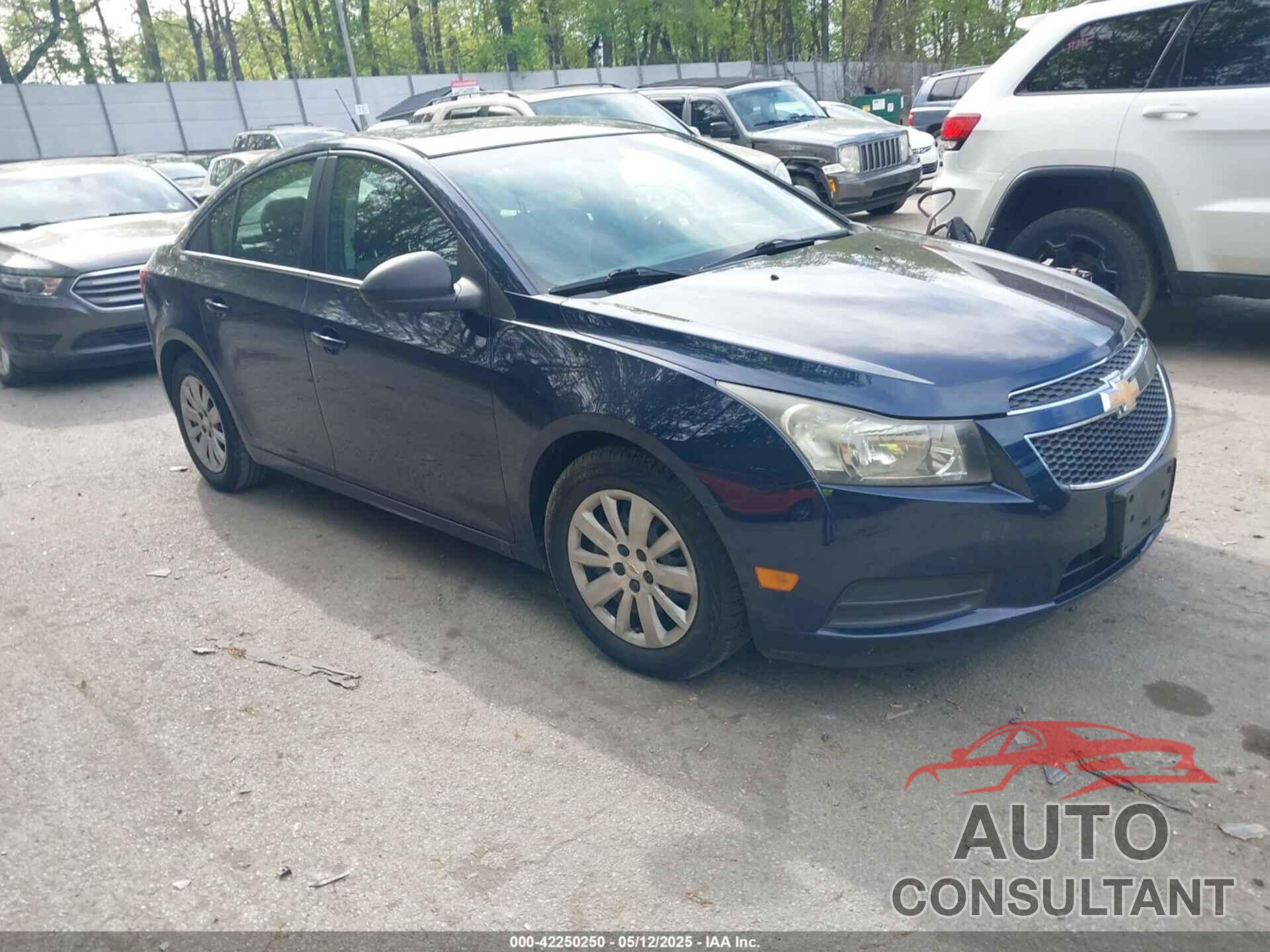 CHEVROLET CRUZE 2011 - 1G1PC5SH1B7179402
