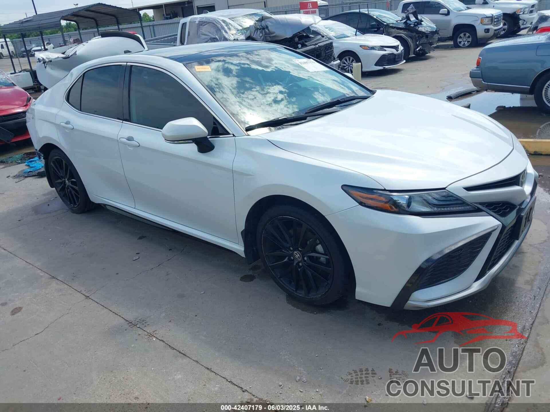 TOYOTA CAMRY 2021 - 4T1K61AK7MU610369
