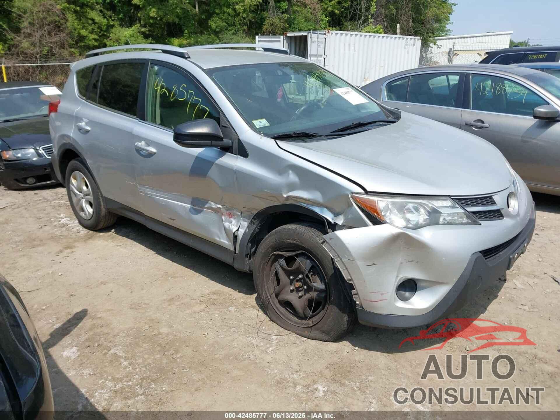 TOYOTA RAV4 2015 - JTMBFREVXFD121443