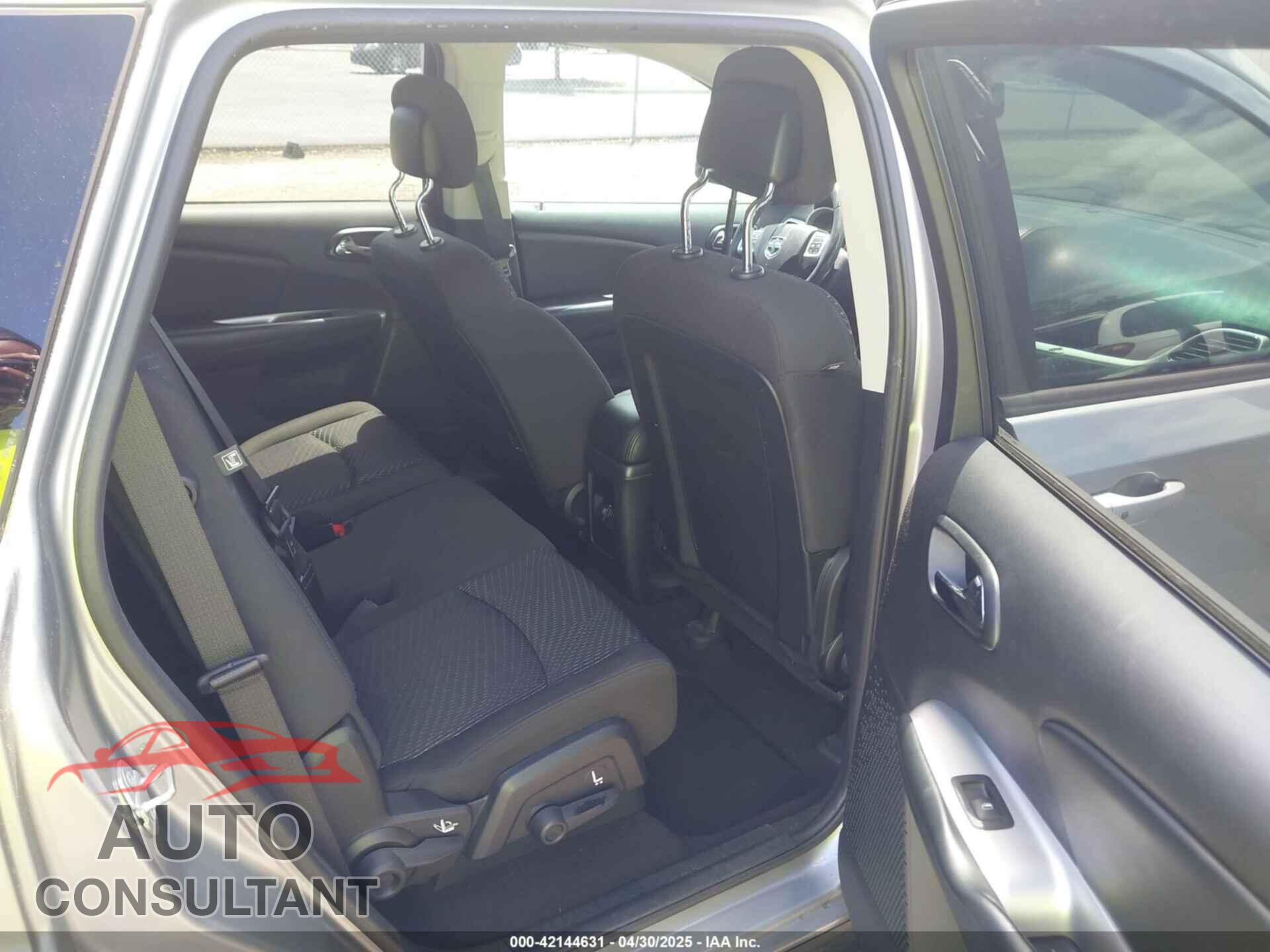 DODGE JOURNEY 2015 - 3C4PDCAB7FT708083