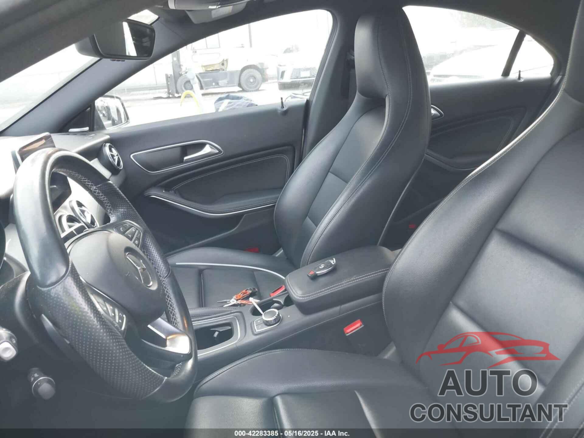 MERCEDES-BENZ CLA 250 2016 - WDDSJ4EBXGN317116