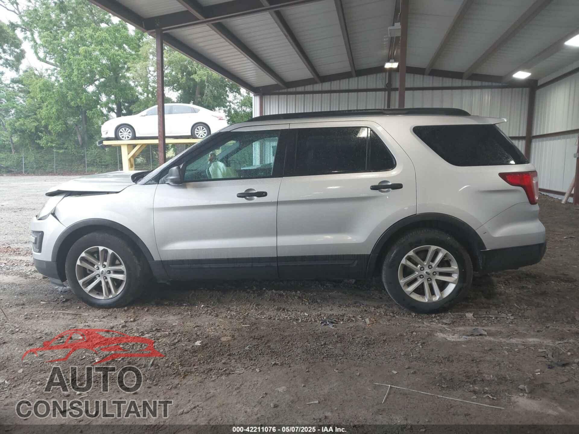 FORD EXPLORER 2017 - 1FM5K7B81HGD35357