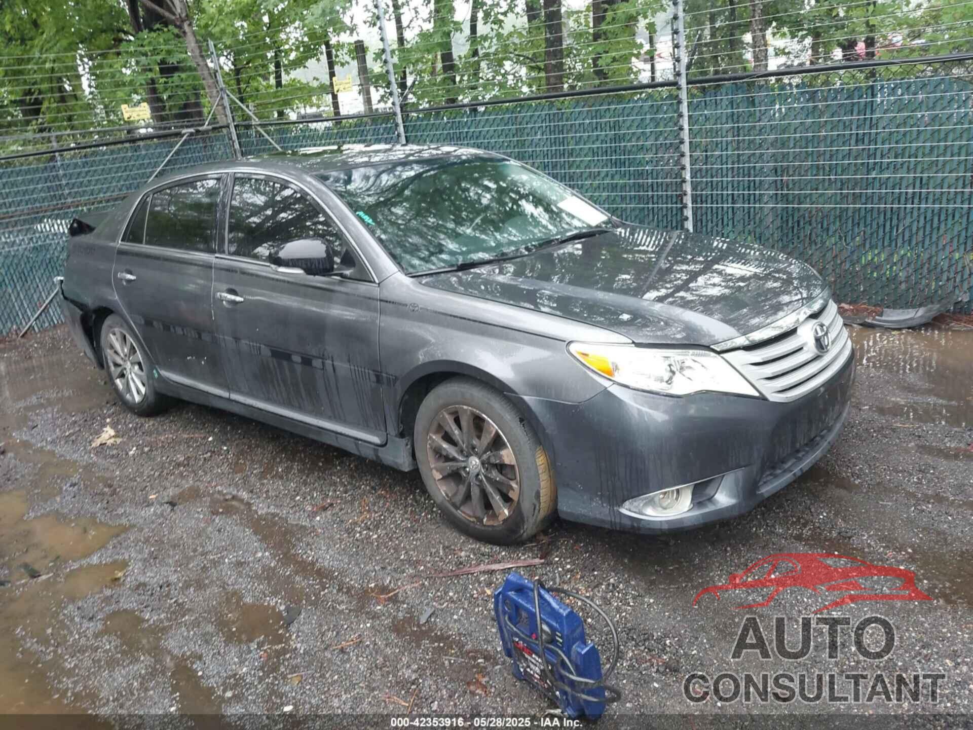 TOYOTA AVALON 2011 - 4T1BK3DB8BU436280