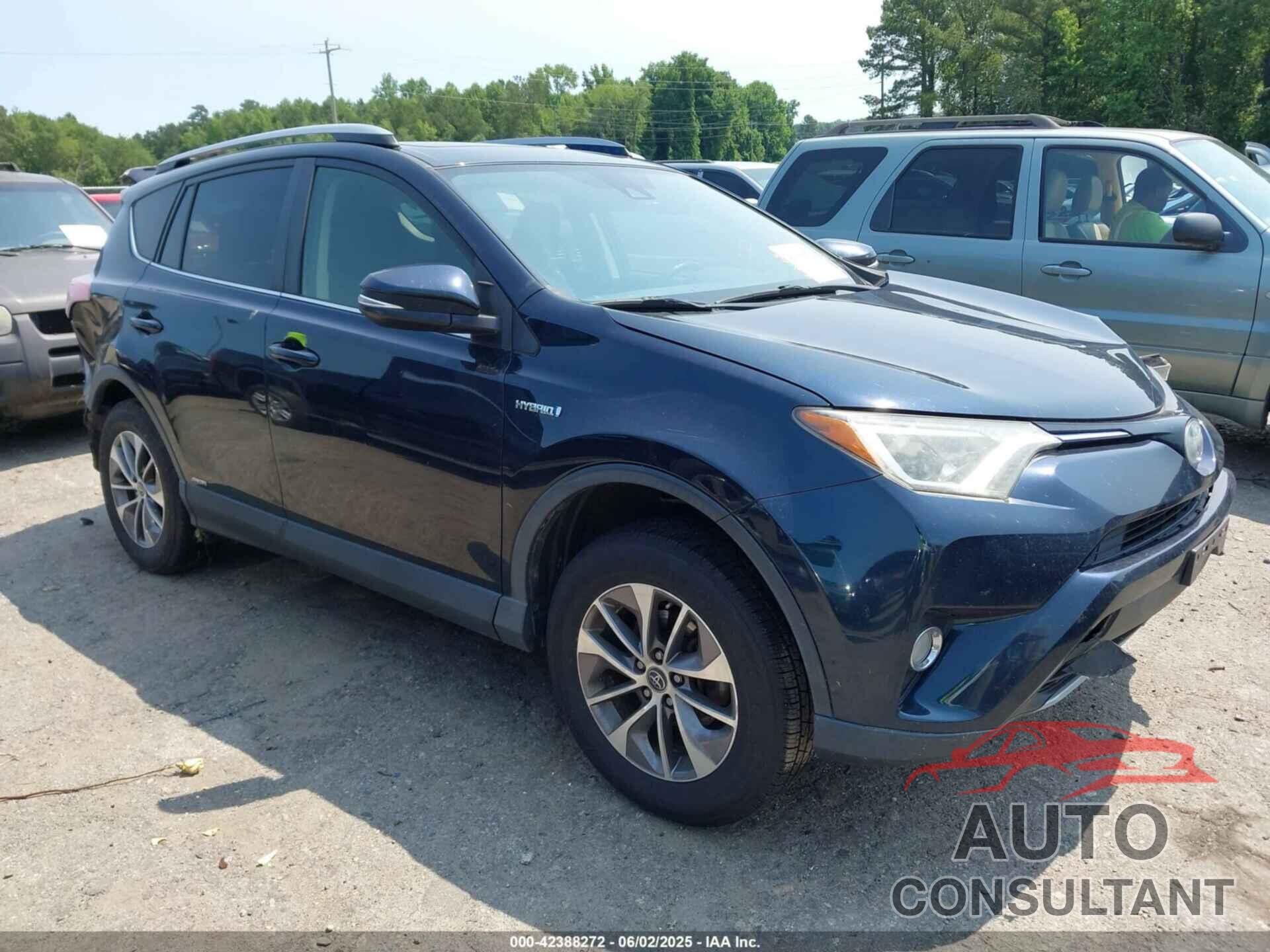 TOYOTA RAV4 HYBRID 2017 - JTMRJREV8HD133414