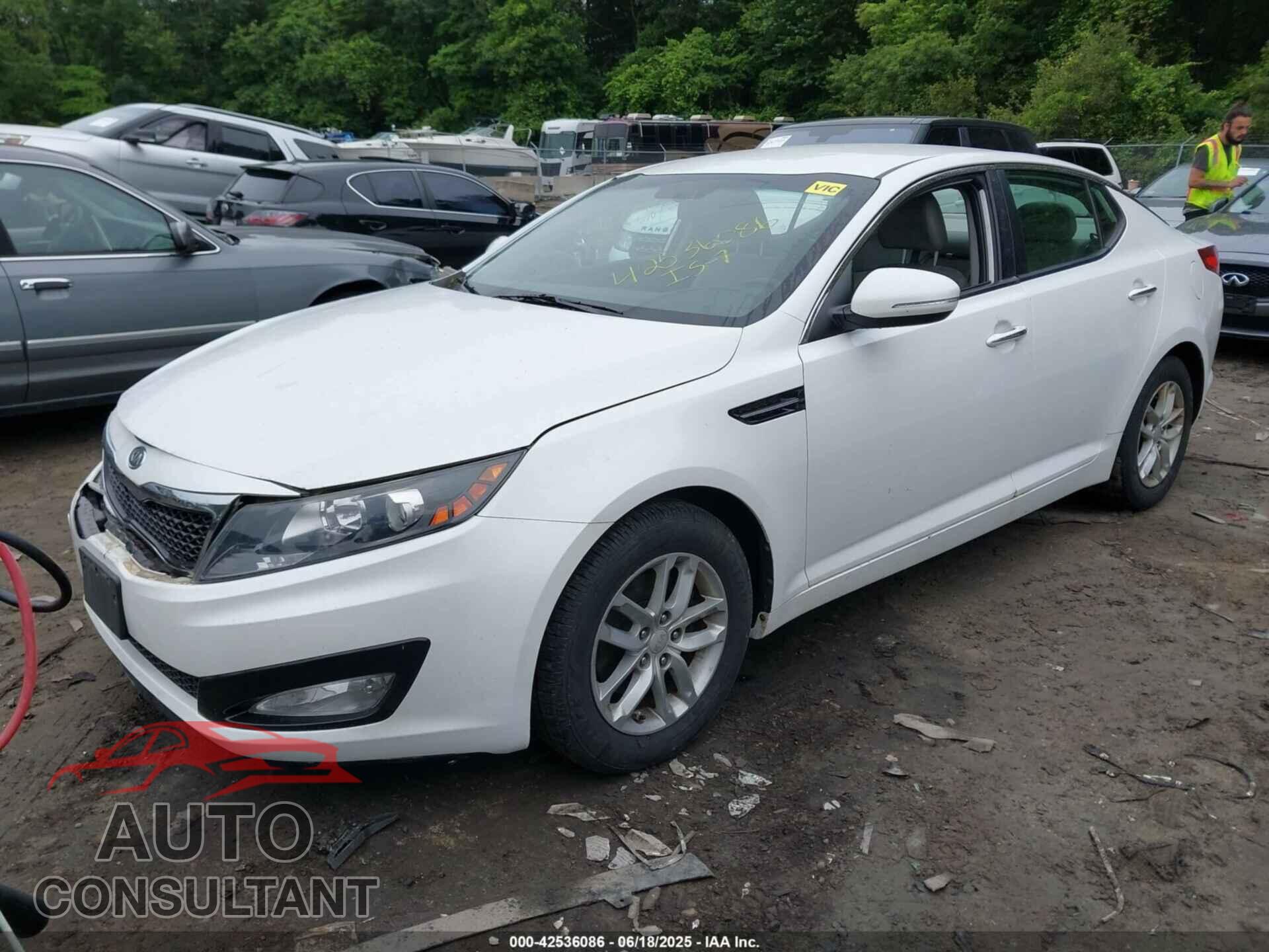 KIA OPTIMA 2012 - KNAGM4A72C5288257