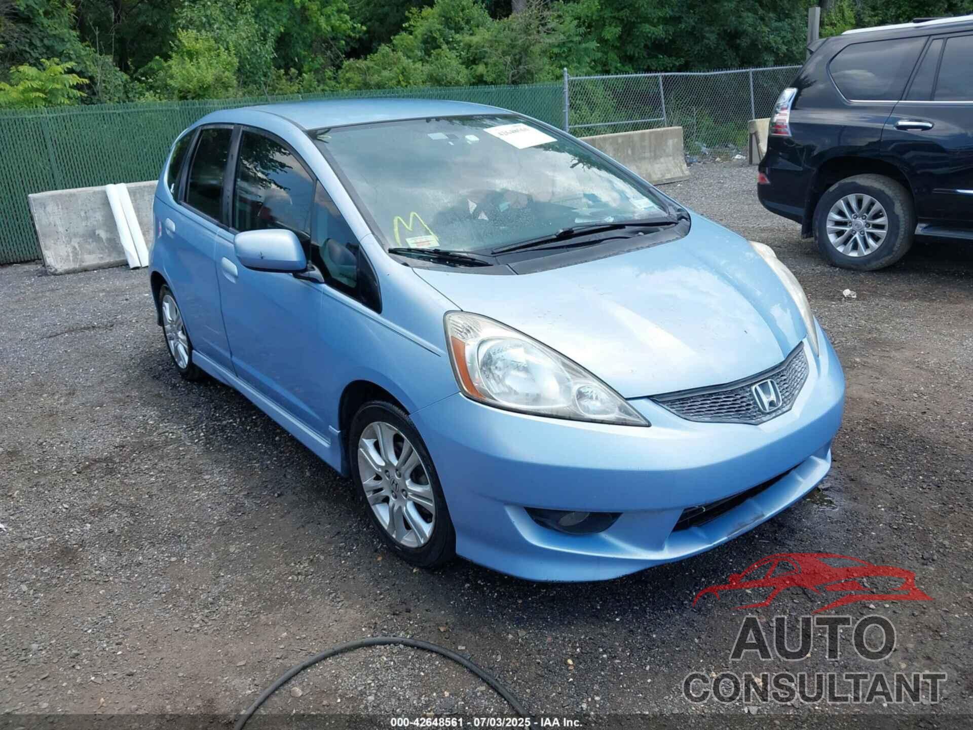 HONDA FIT 2010 - JHMGE8H4XAC022513