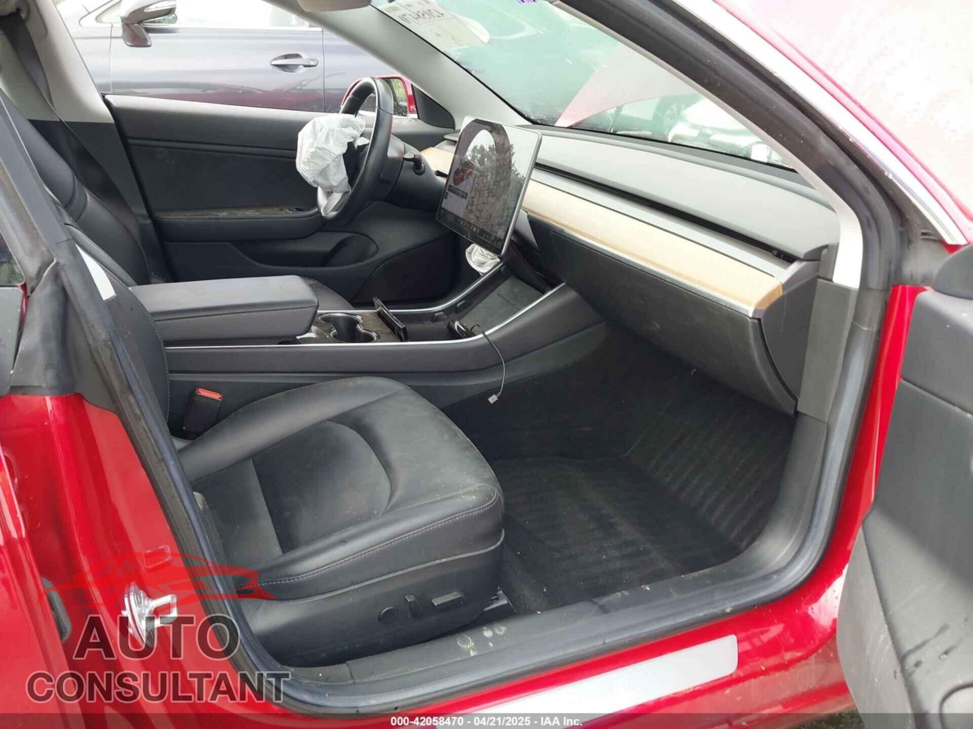 TESLA MODEL 3 2018 - 5YJ3E1EA8JF001938