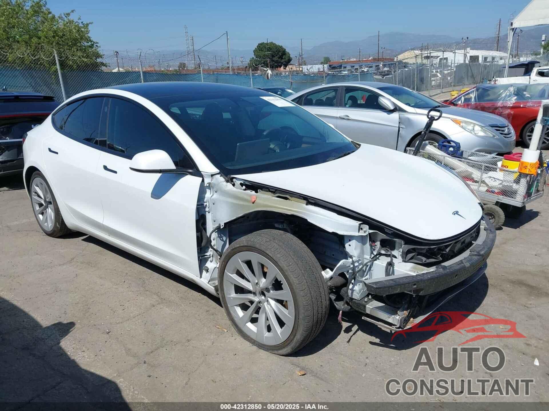 TESLA MODEL 3 2022 - 5YJ3E1EA6NF144568