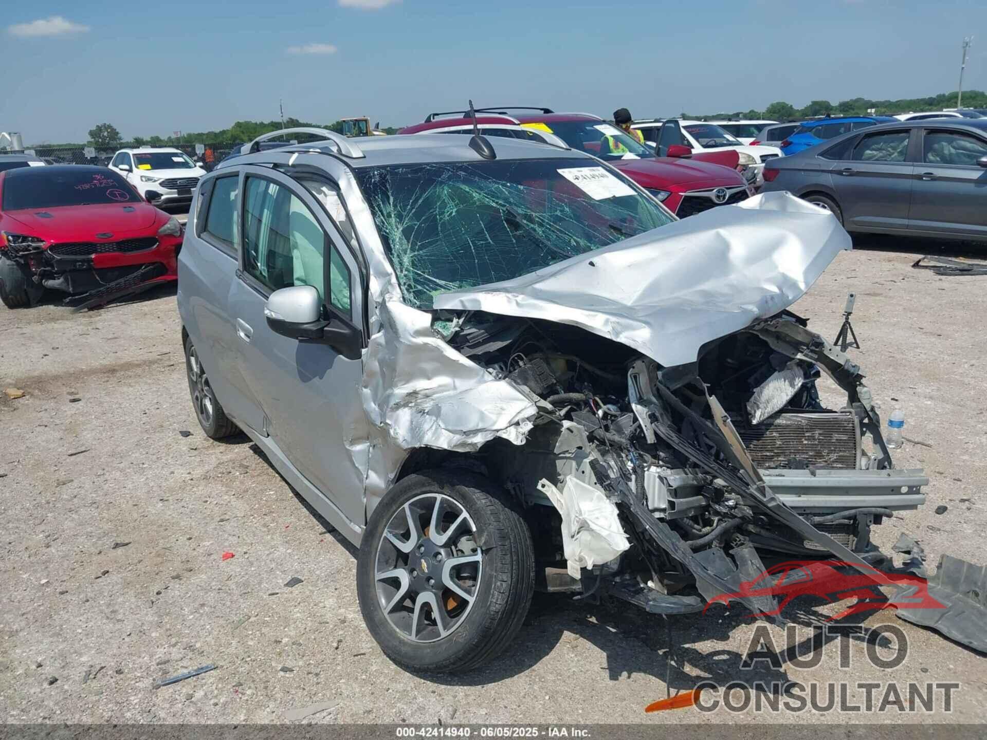 CHEVROLET SPARK 2015 - KL8CF6S98FC805996