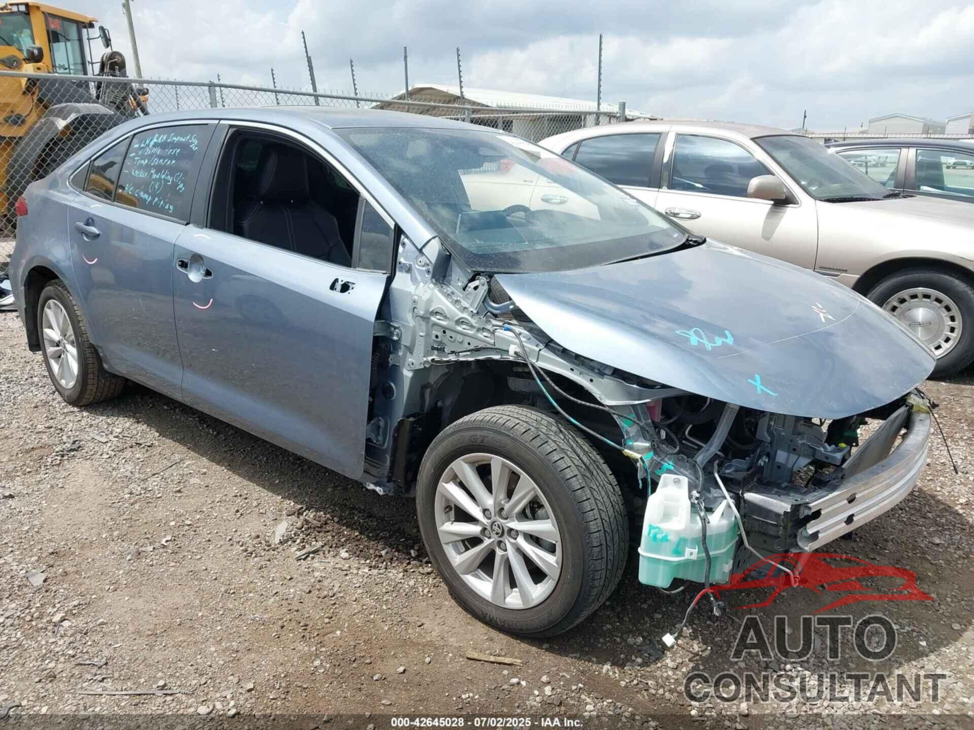 TOYOTA COROLLA 2024 - JTDBCMFE5R3042931