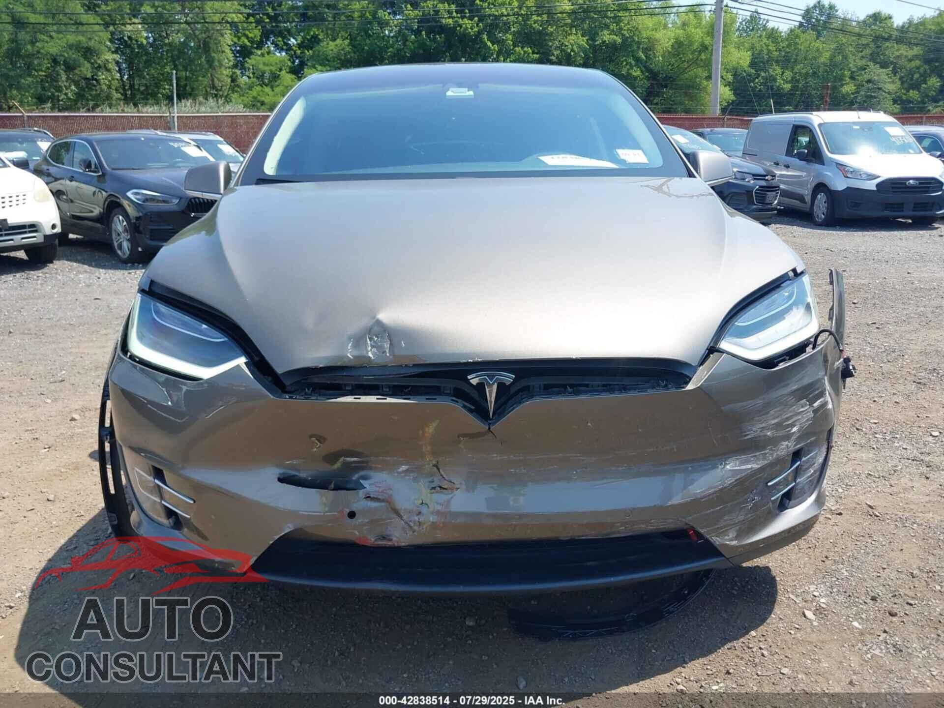 TESLA MODEL X 2016 - 5YJXCBE26GF008224