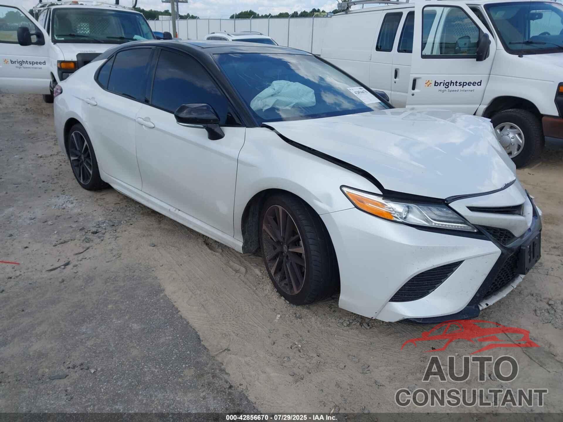 TOYOTA CAMRY 2020 - 4T1K61AK2LU370498