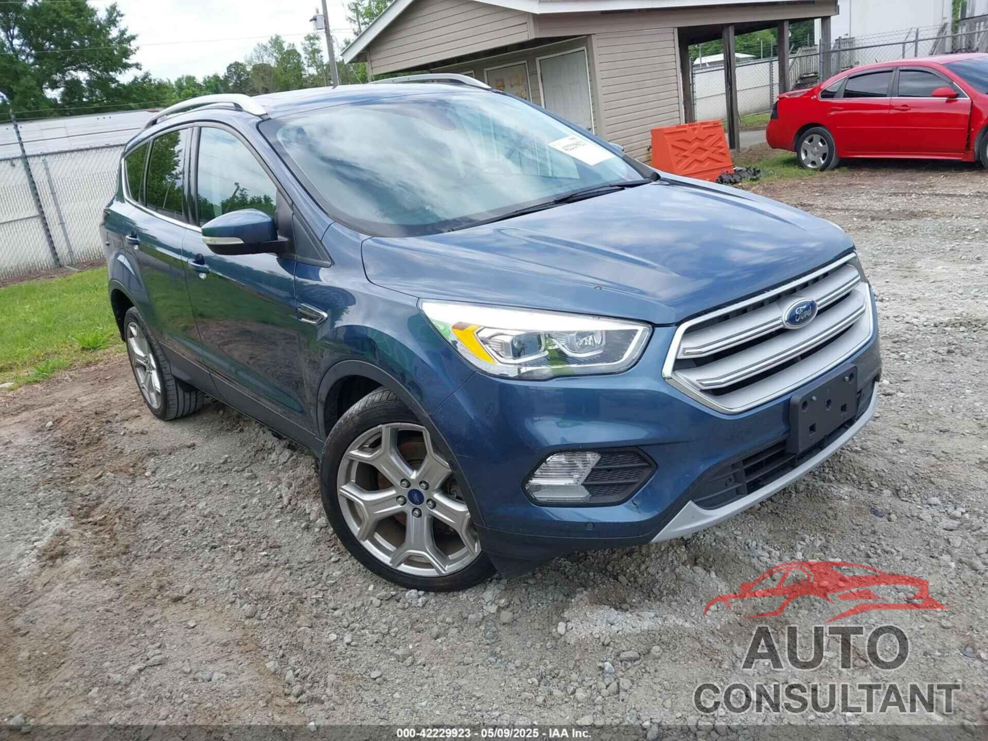 FORD ESCAPE 2018 - 1FMCU0J9XJUA61277