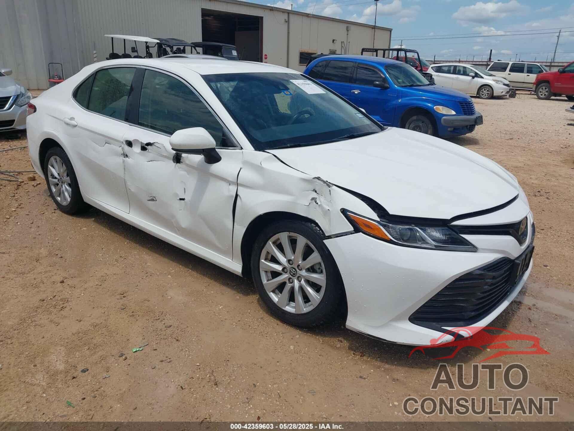 TOYOTA CAMRY 2018 - JTNB11HK2J3020683