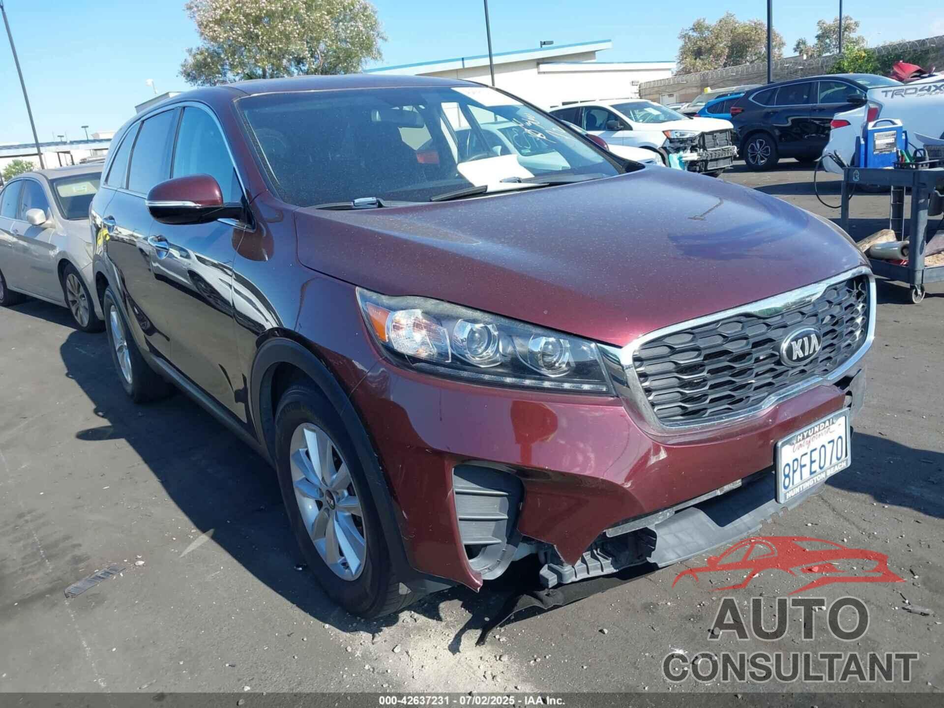 KIA SORENTO 2019 - 5XYPG4A50KG492618