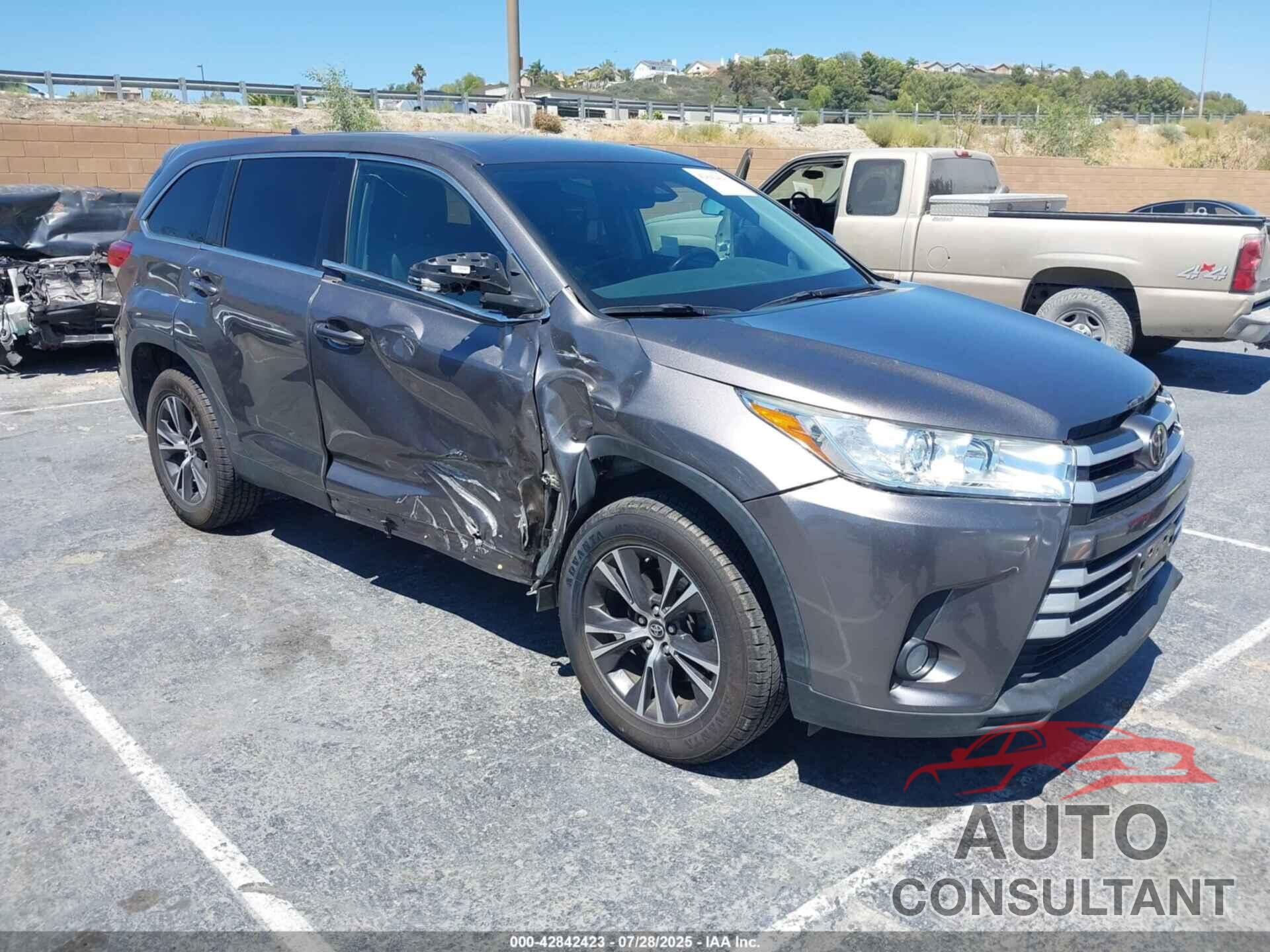 TOYOTA HIGHLANDER 2019 - 5TDZZRFH3KS341066