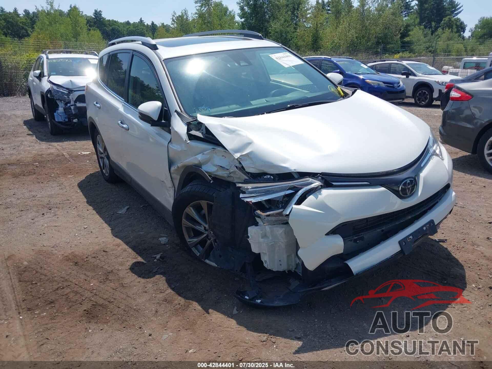 TOYOTA RAV4 2018 - JTMDFREV3JJ242723