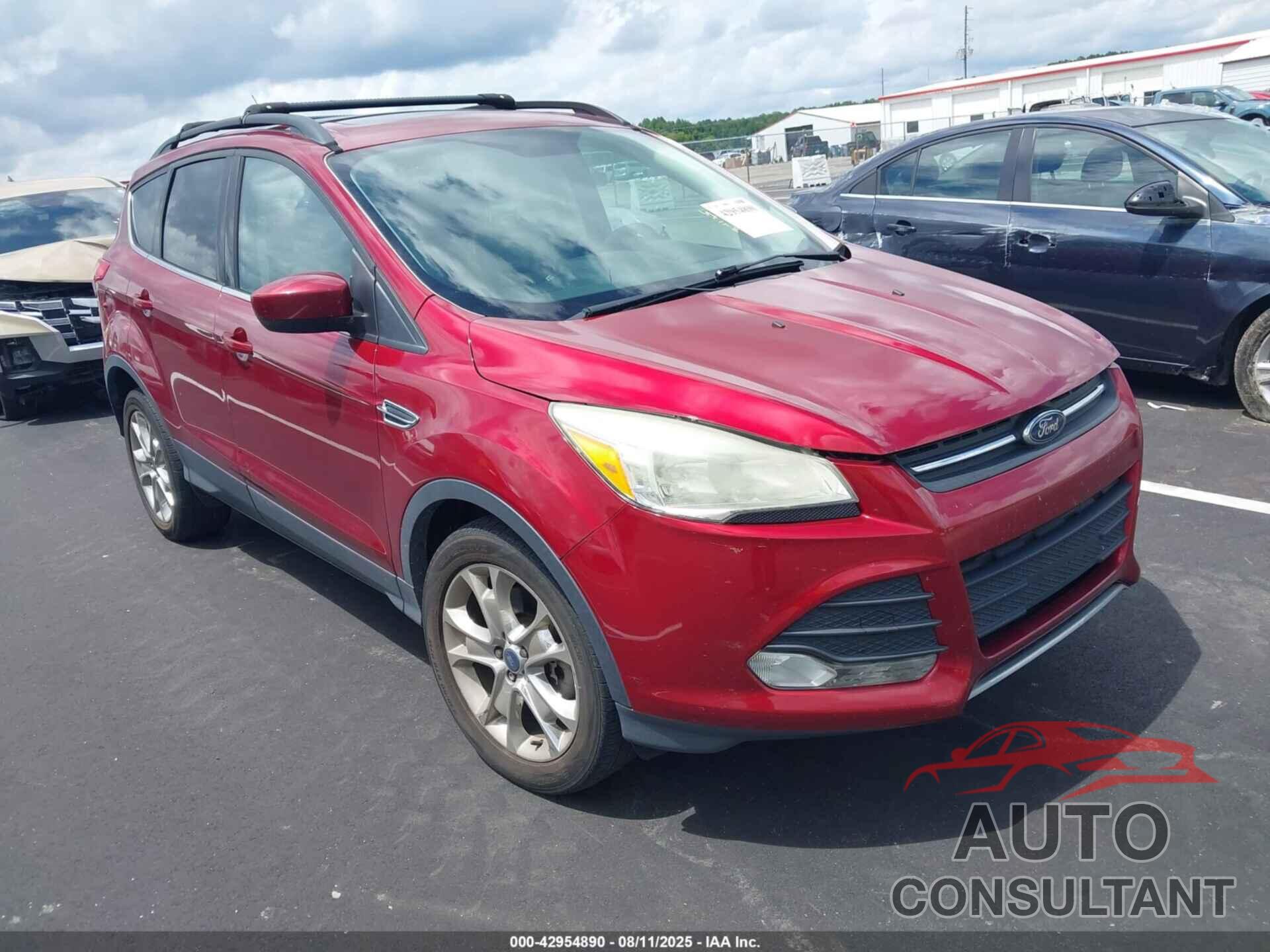 FORD ESCAPE 2015 - 1FMCU9G9XFUA39931