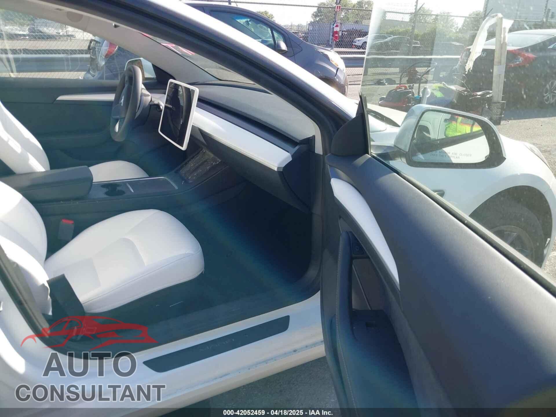 TESLA MODEL 3 2023 - 5YJ3E1EA3PF600030