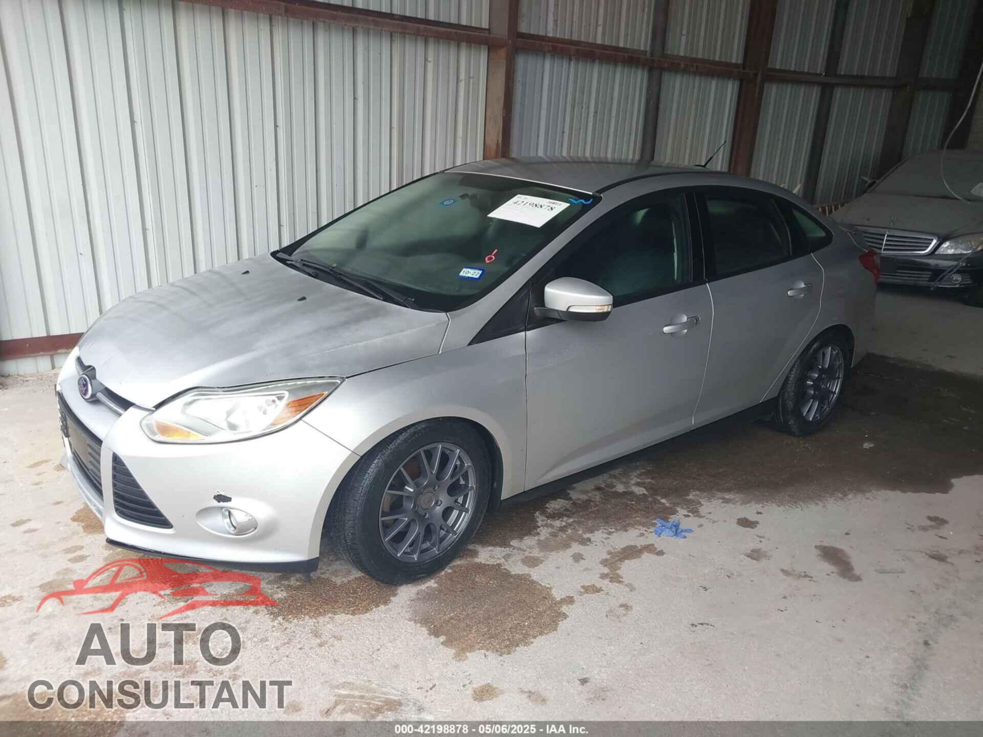 FORD FOCUS 2014 - 1FADP3F23EL158142